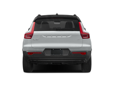 2021 Volvo XC40 R-Design