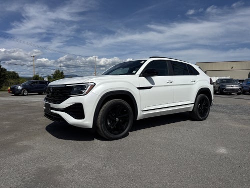 2026 Volkswagen Atlas Cross Sport 2.0T SEL R-Line Black