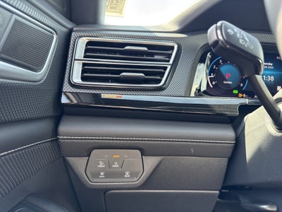 2026 Volkswagen Atlas Cross Sport 2.0T SEL R-Line Black