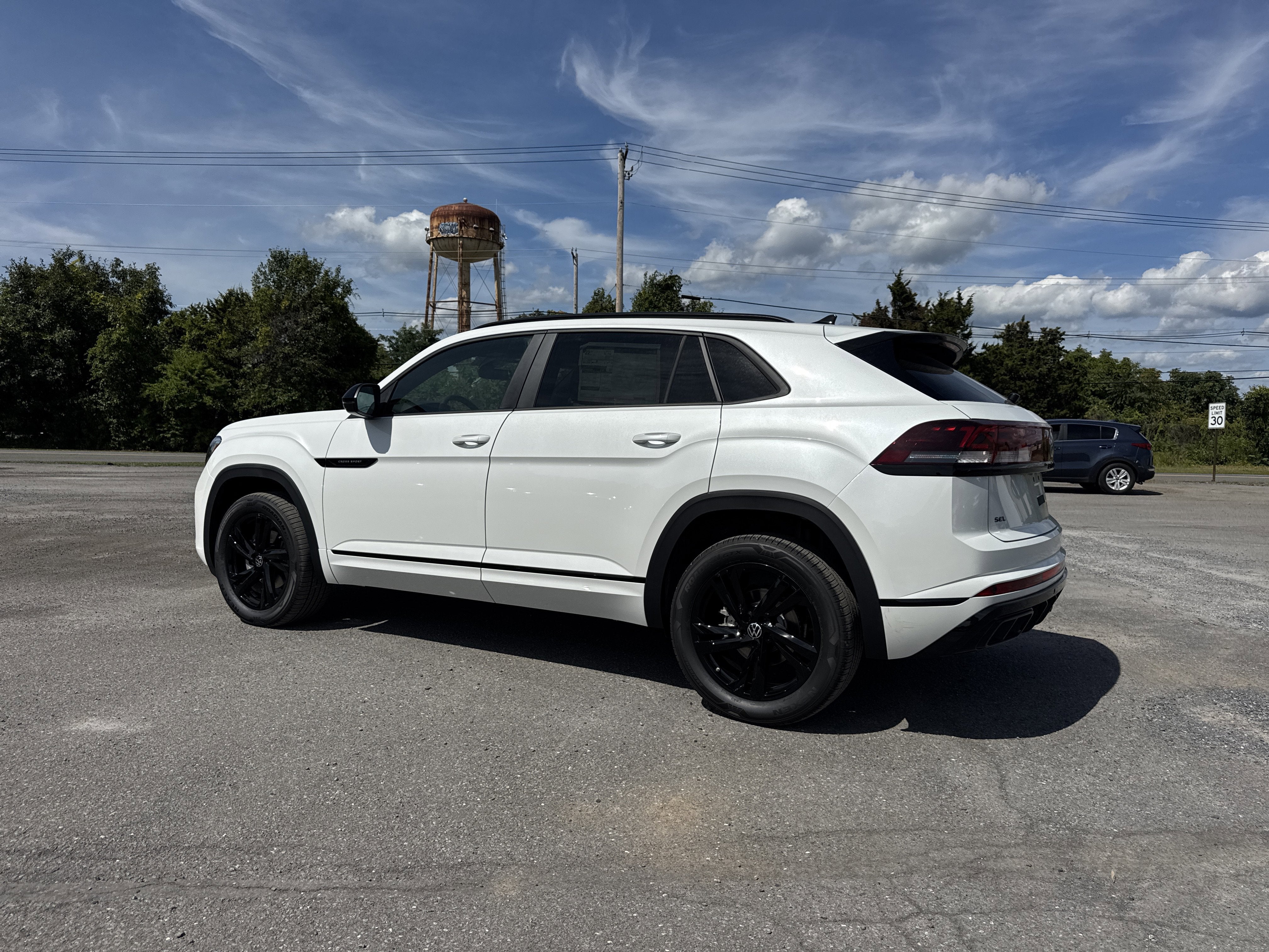 2026 Volkswagen Atlas Cross Sport 2.0T SEL R-Line Black
