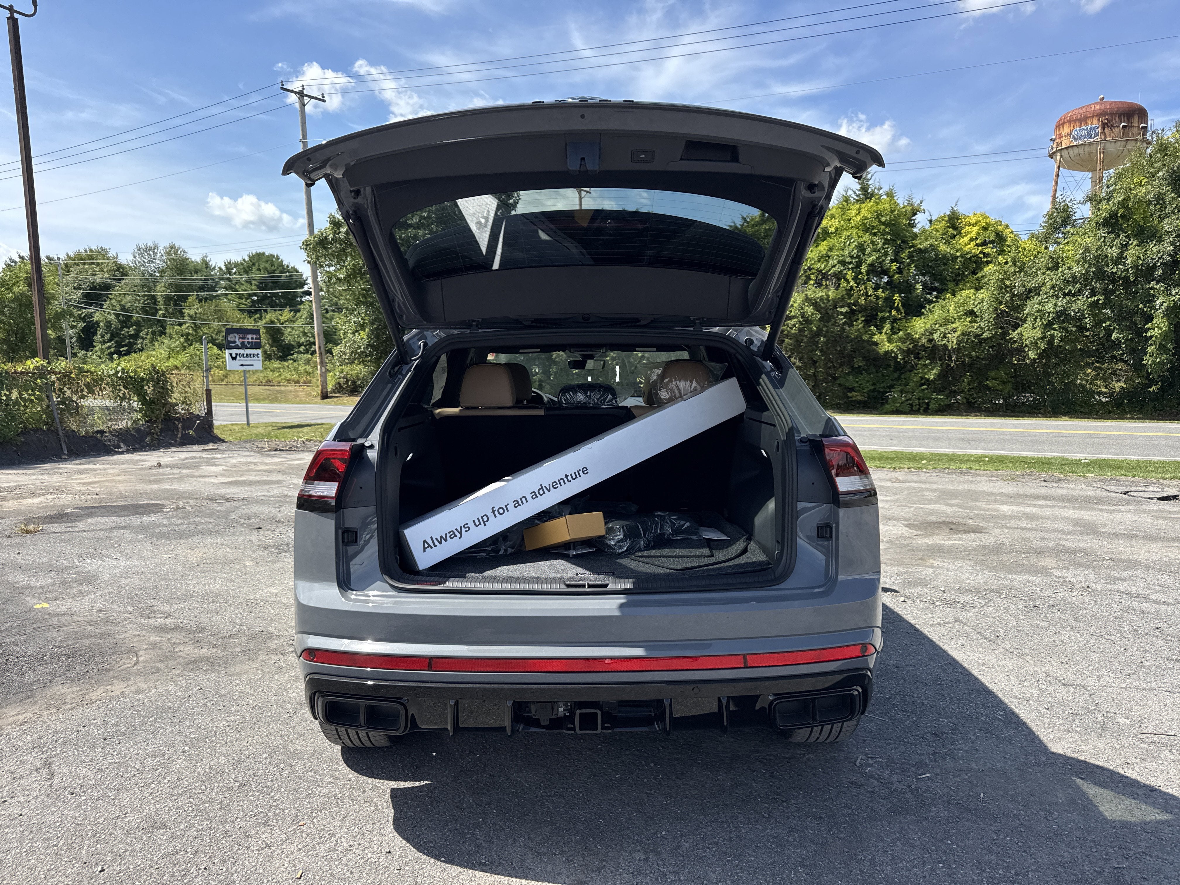 2026 Volkswagen Atlas Cross Sport 2.0T SEL R-Line Black