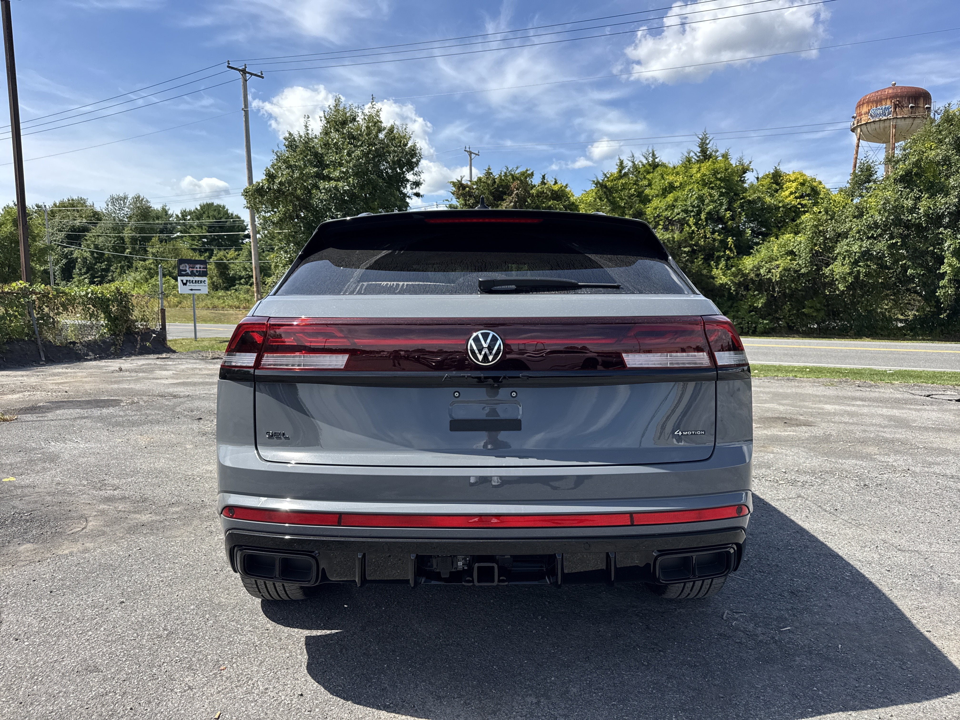 2026 Volkswagen Atlas Cross Sport 2.0T SEL R-Line Black