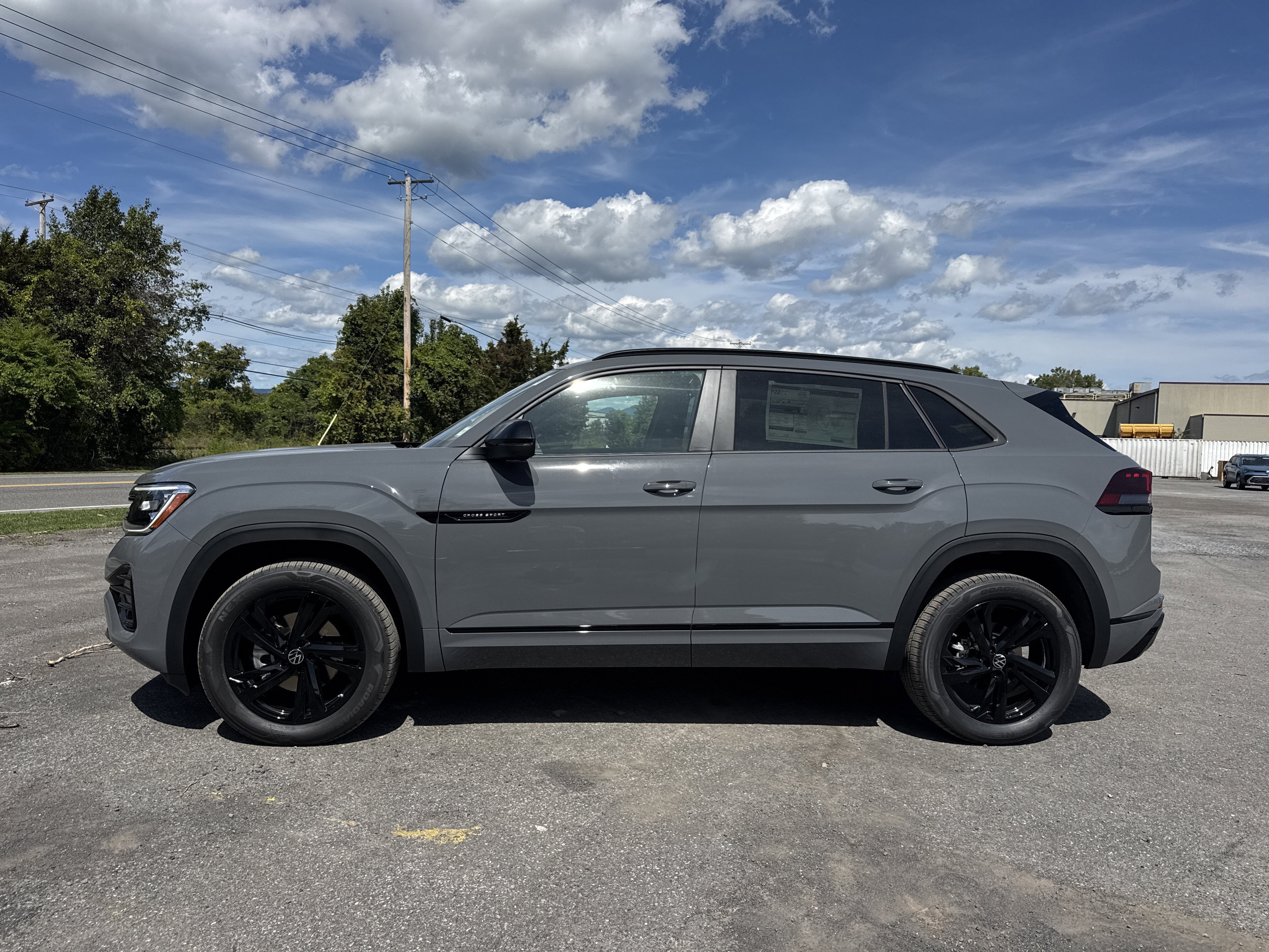 2026 Volkswagen Atlas Cross Sport 2.0T SEL R-Line Black