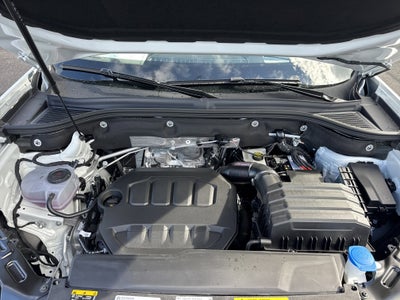 2026 Volkswagen Atlas Cross Sport 2.0T SEL R-Line Black