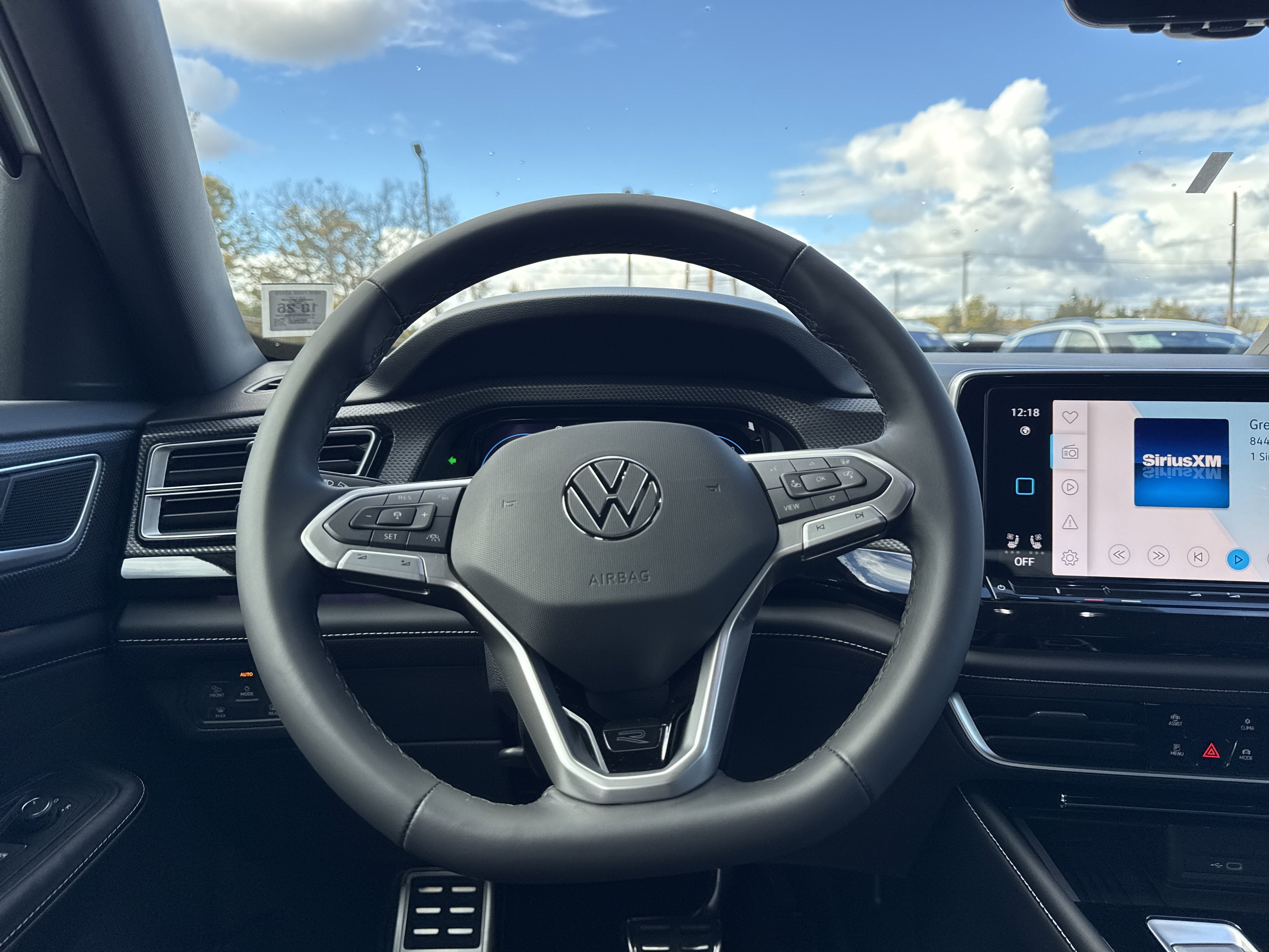 2026 Volkswagen Atlas Cross Sport 2.0T SEL R-Line Black