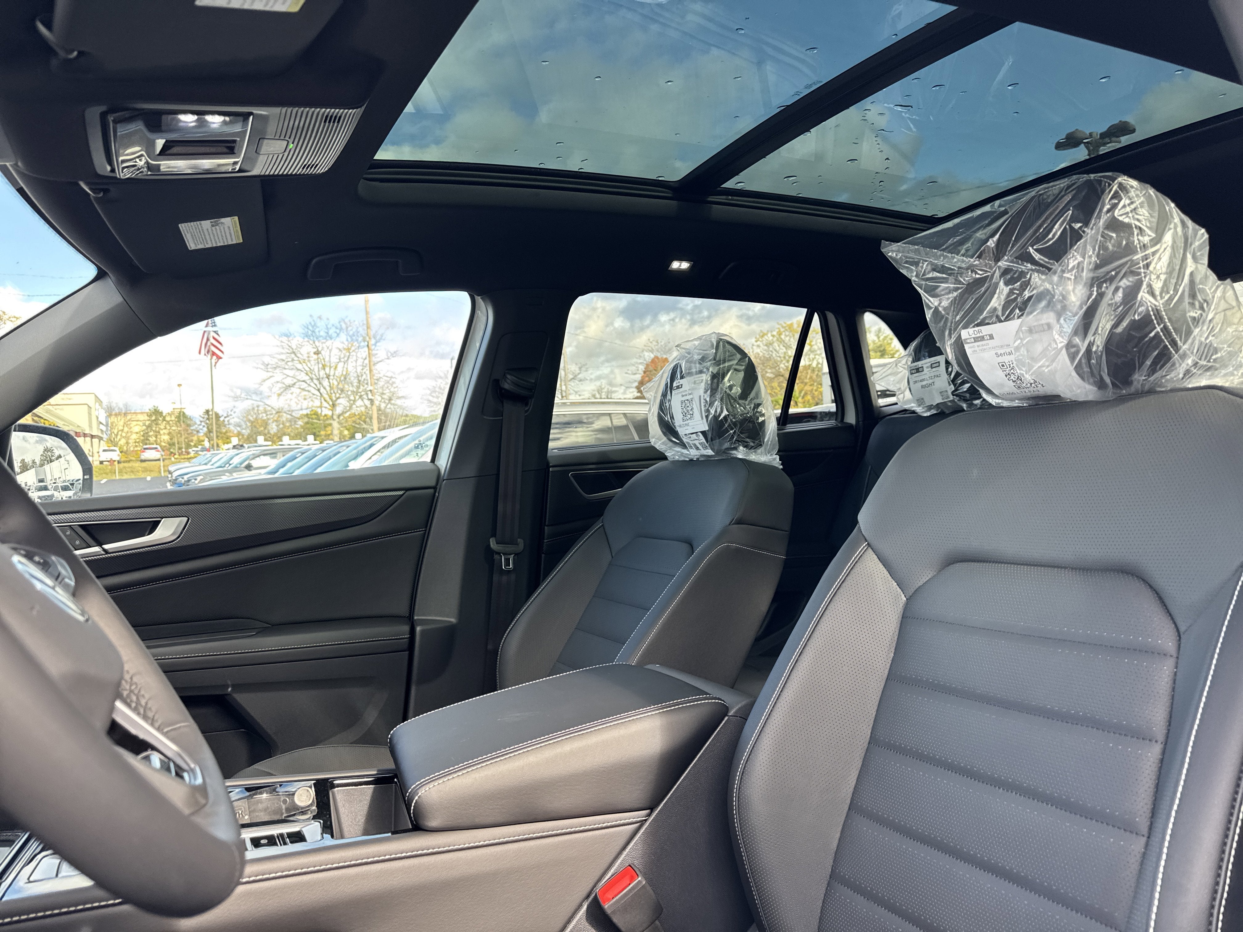 2026 Volkswagen Atlas Cross Sport 2.0T SEL R-Line Black