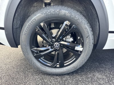 2026 Volkswagen Atlas Cross Sport 2.0T SEL R-Line Black