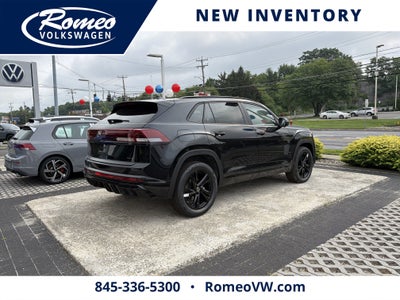 2026 Volkswagen Atlas Cross Sport 2.0T SEL R-Line Black