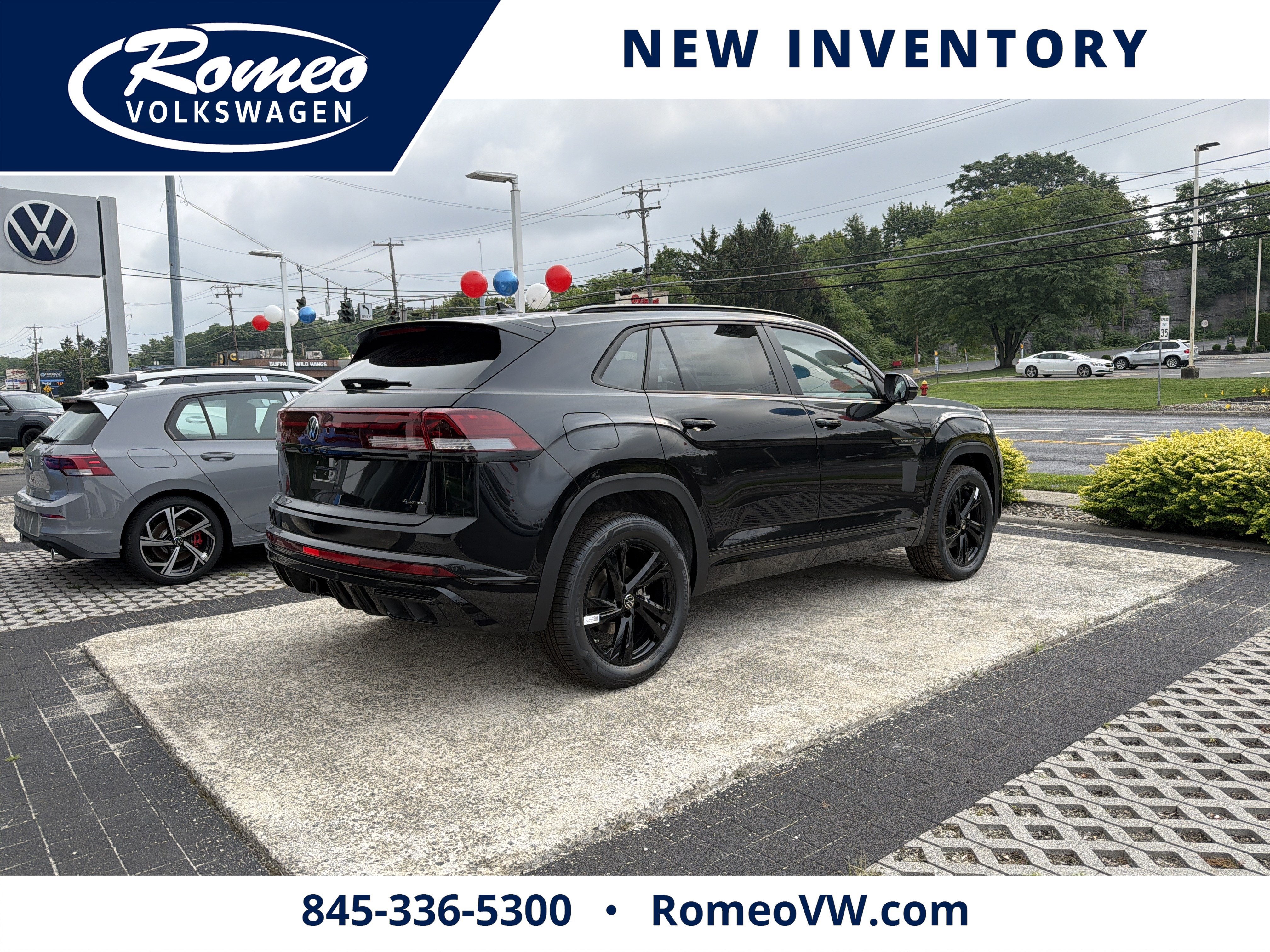 2026 Volkswagen Atlas Cross Sport 2.0T SEL R-Line Black