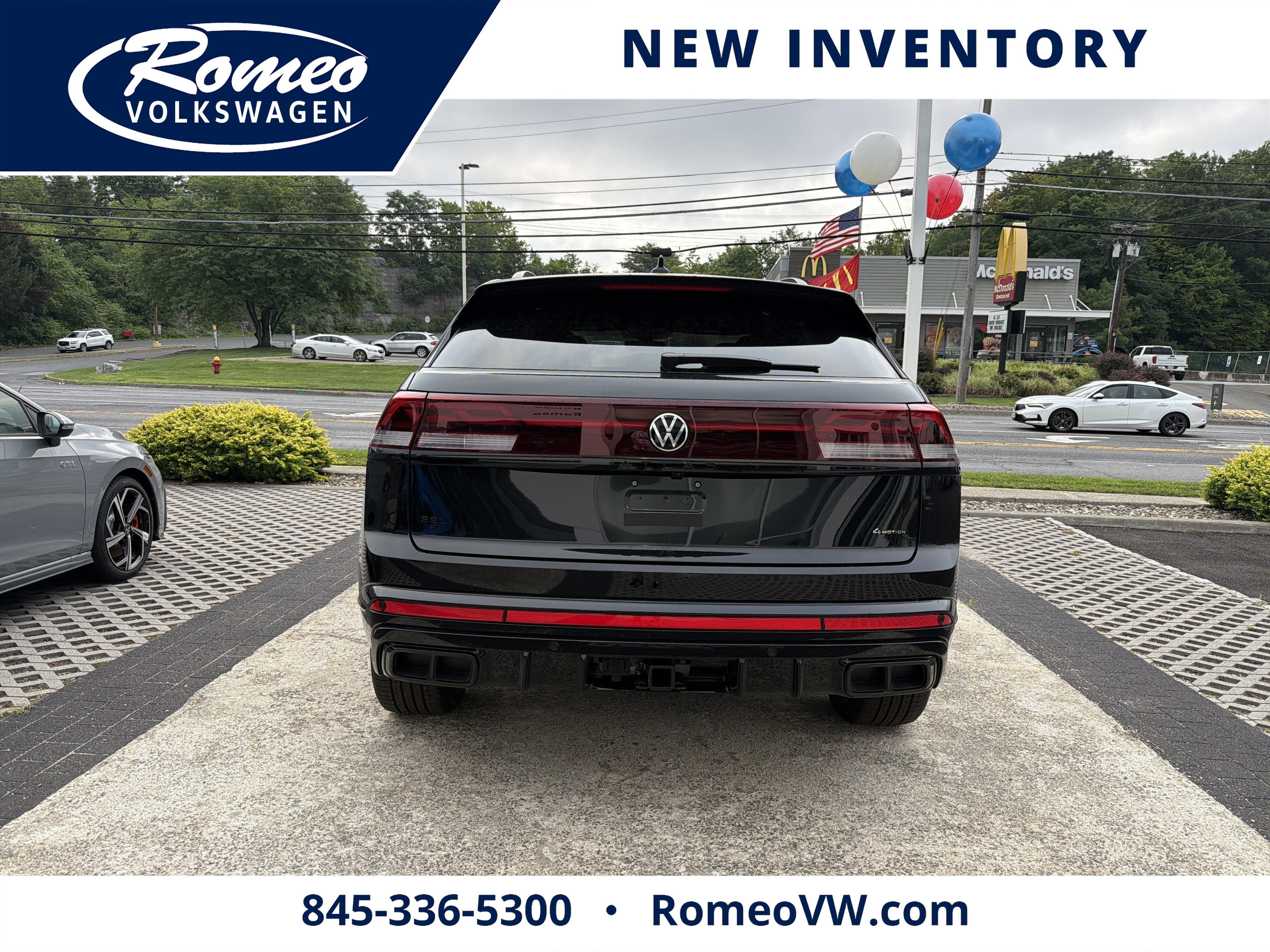 2026 Volkswagen Atlas Cross Sport 2.0T SEL R-Line Black