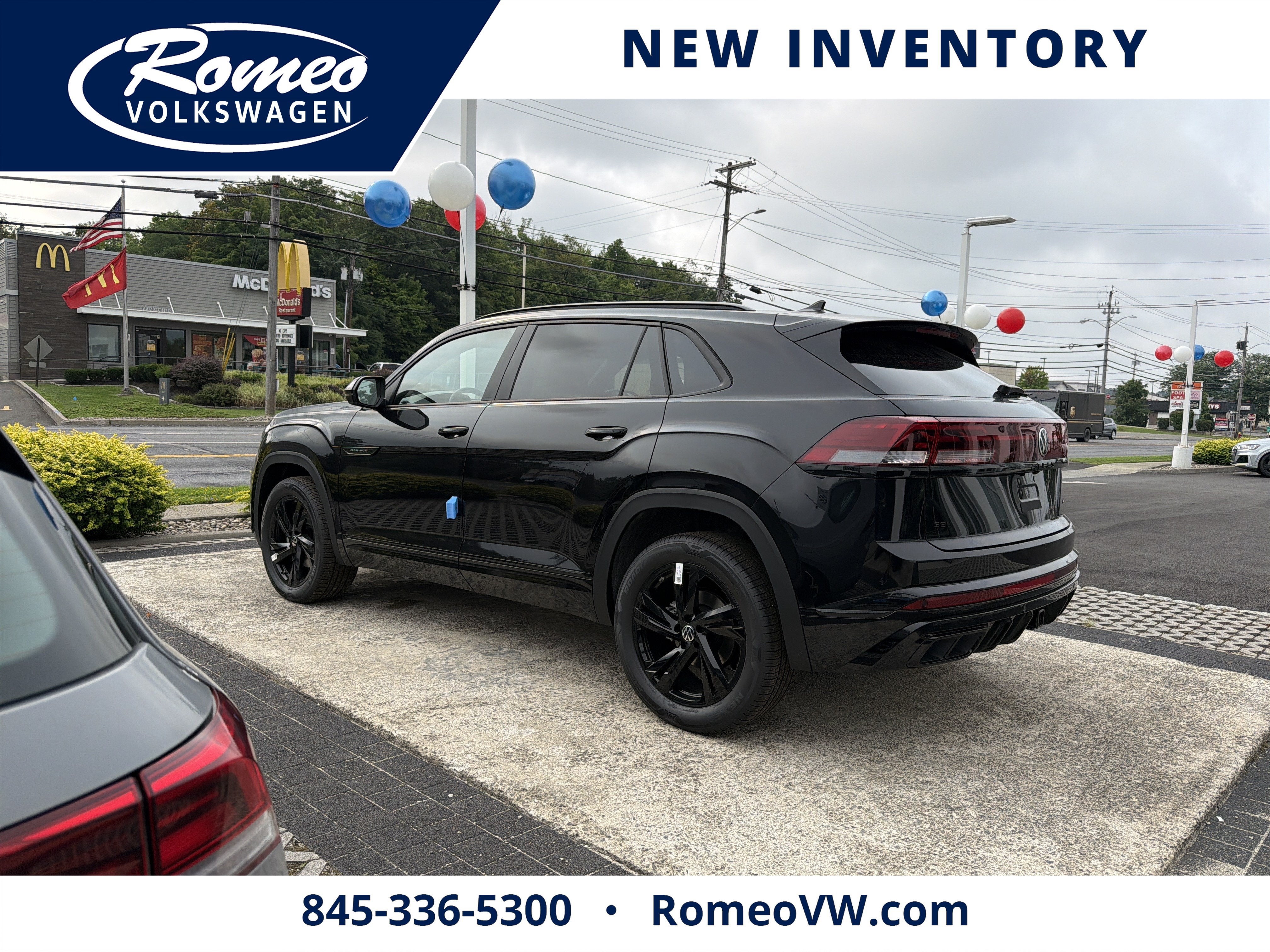 2026 Volkswagen Atlas Cross Sport 2.0T SEL R-Line Black