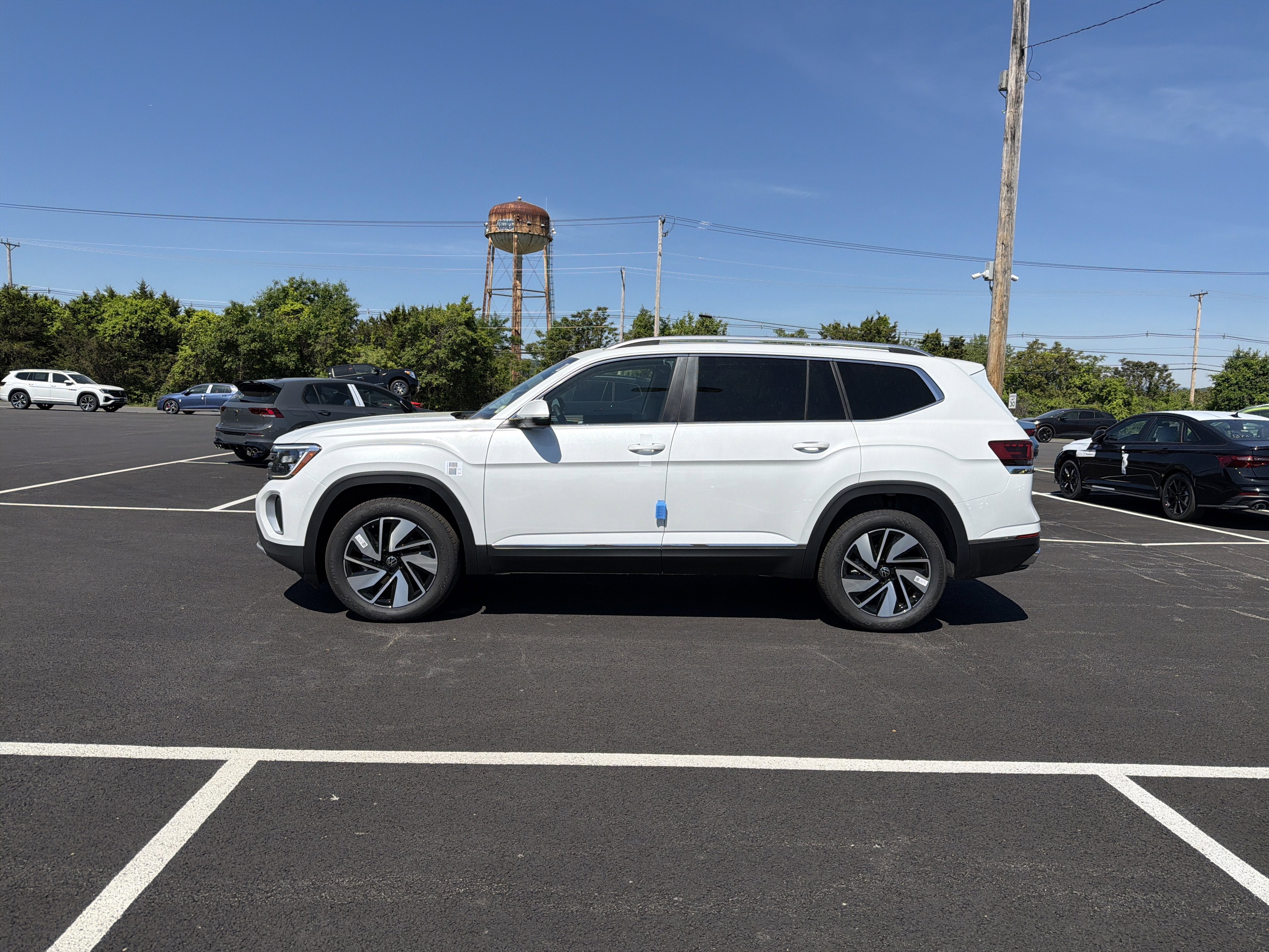 2026 Volkswagen Atlas 2.0T SEL
