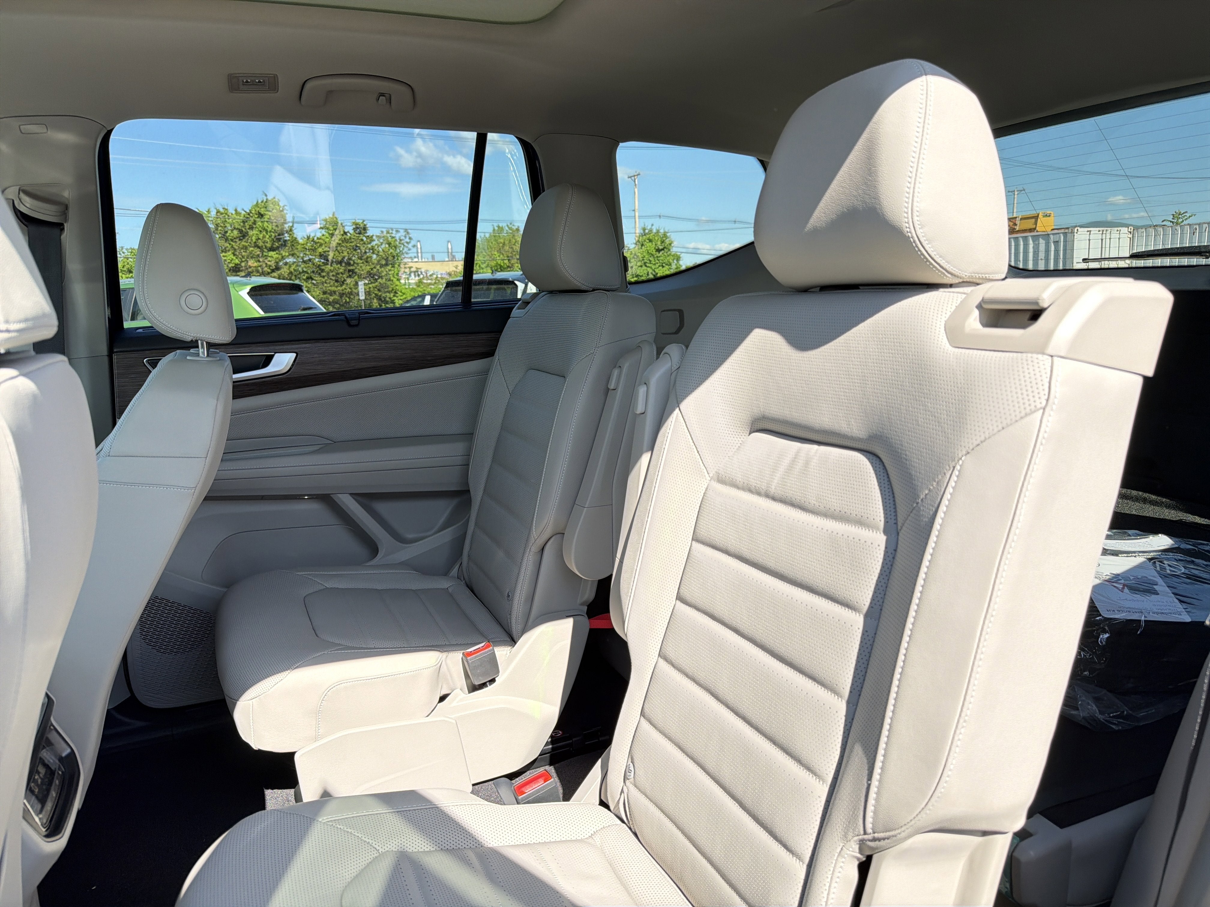 2026 Volkswagen Atlas 2.0T SEL