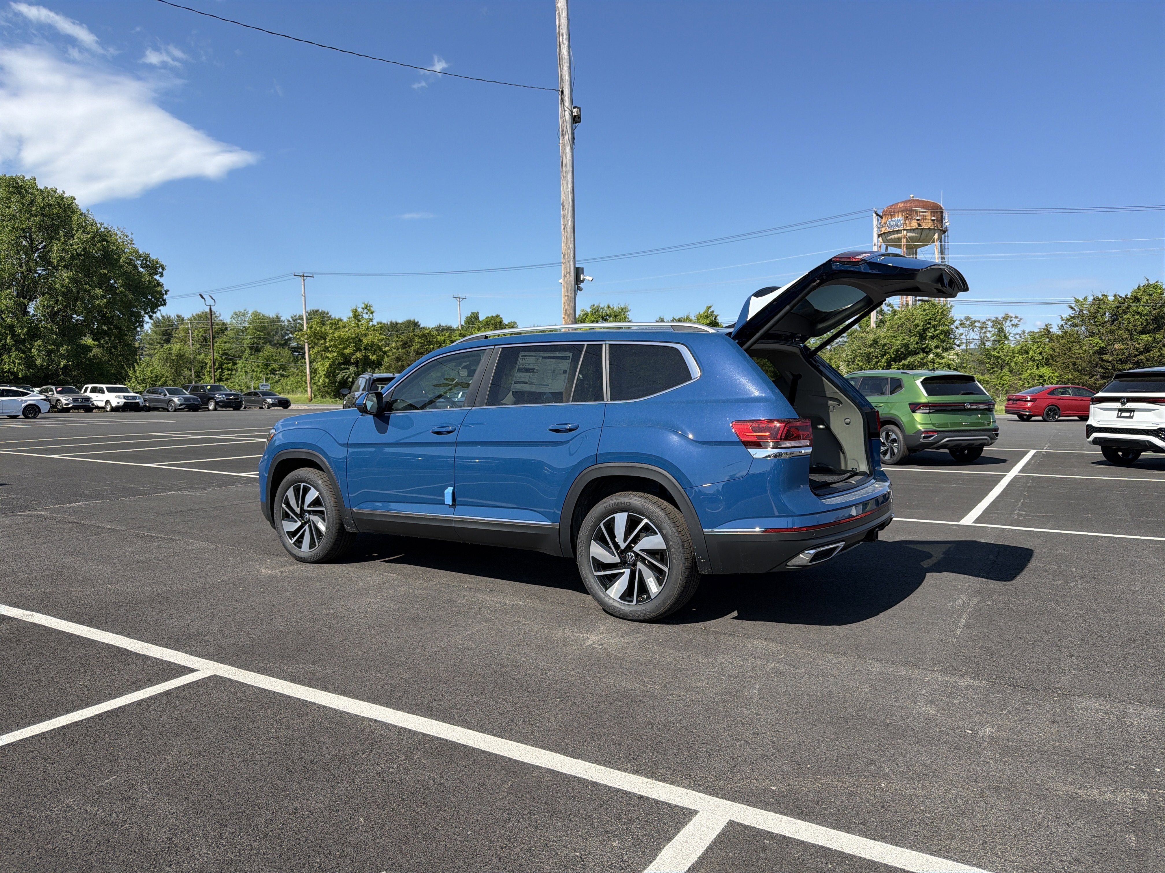 2026 Volkswagen Atlas 2.0T SEL