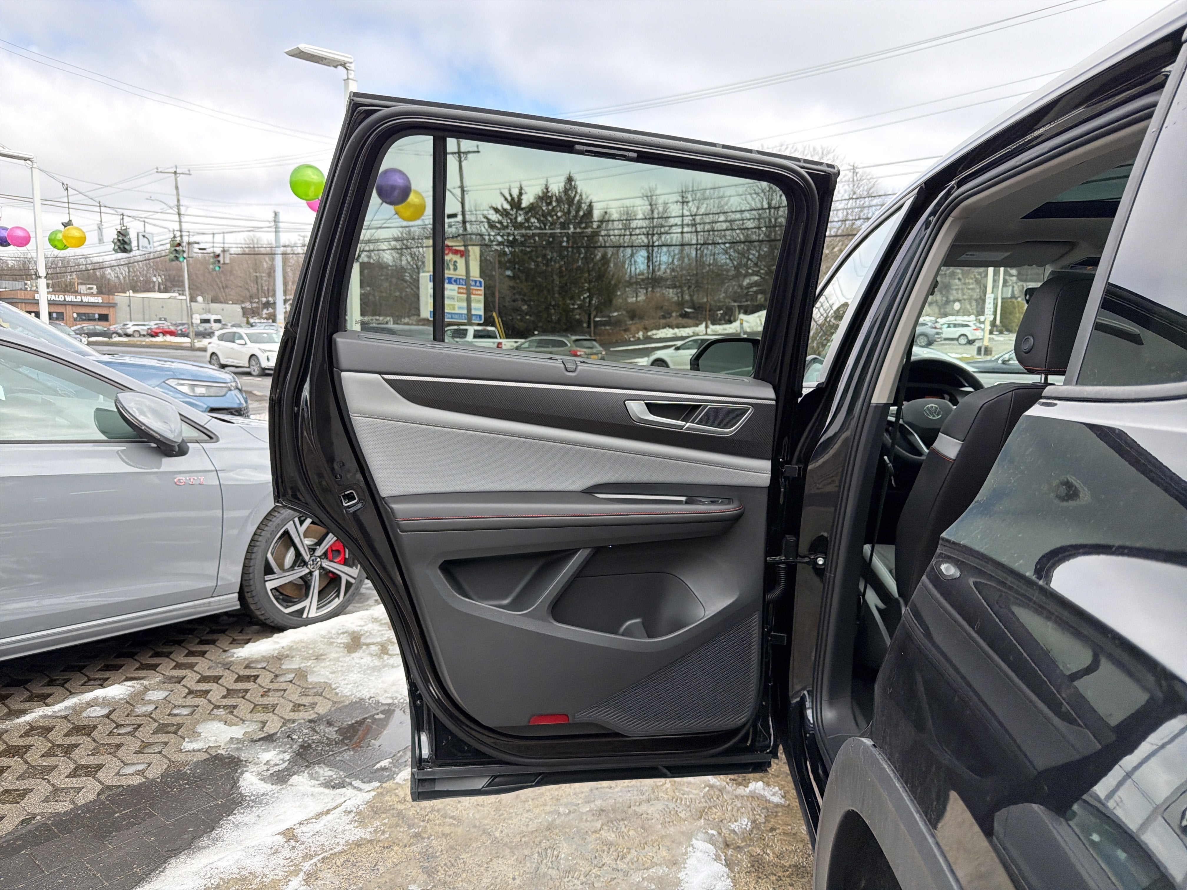 2026 Volkswagen Atlas 2.0T Peak Edition