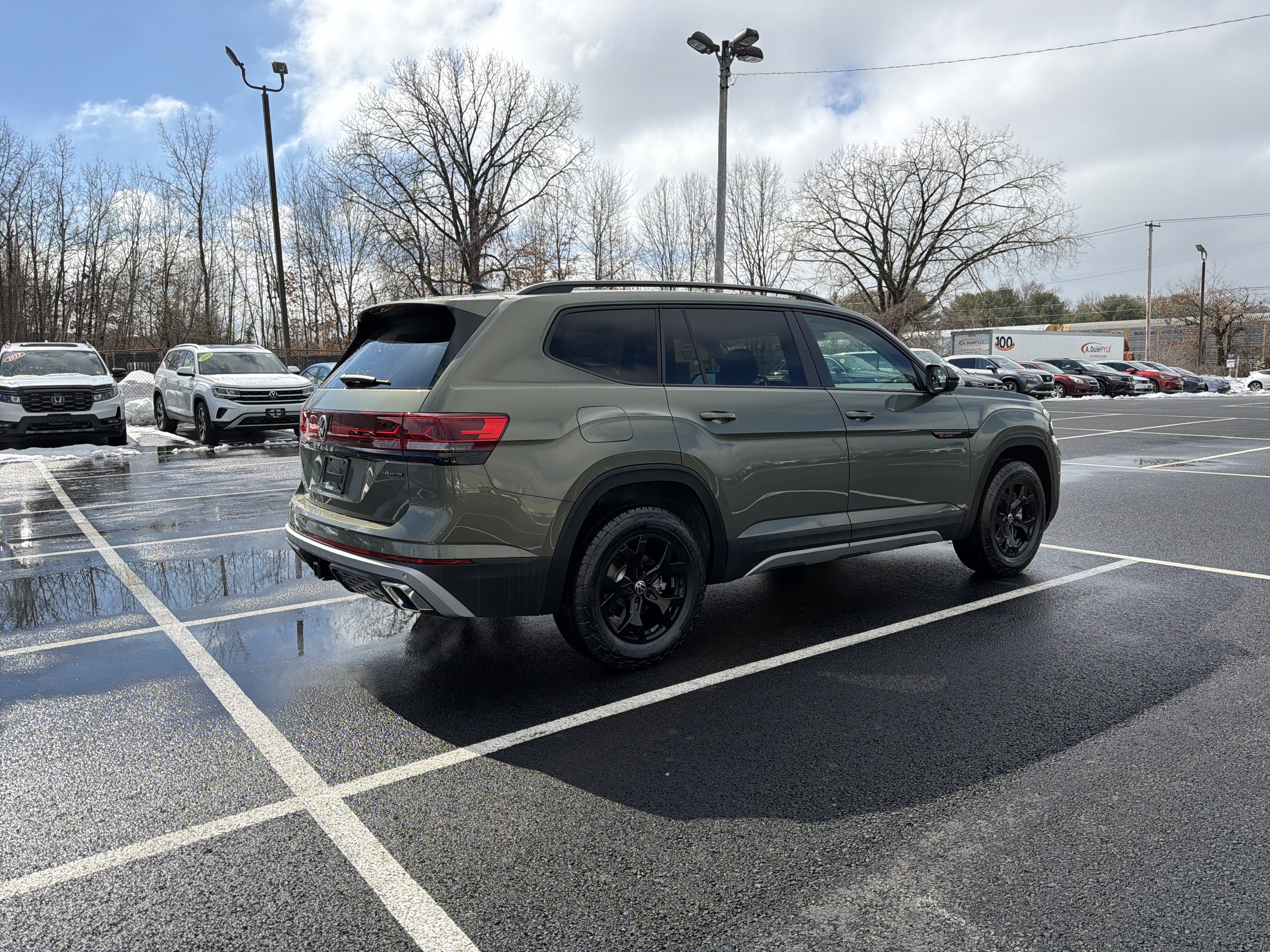 2026 Volkswagen Atlas 2.0T Peak Edition
