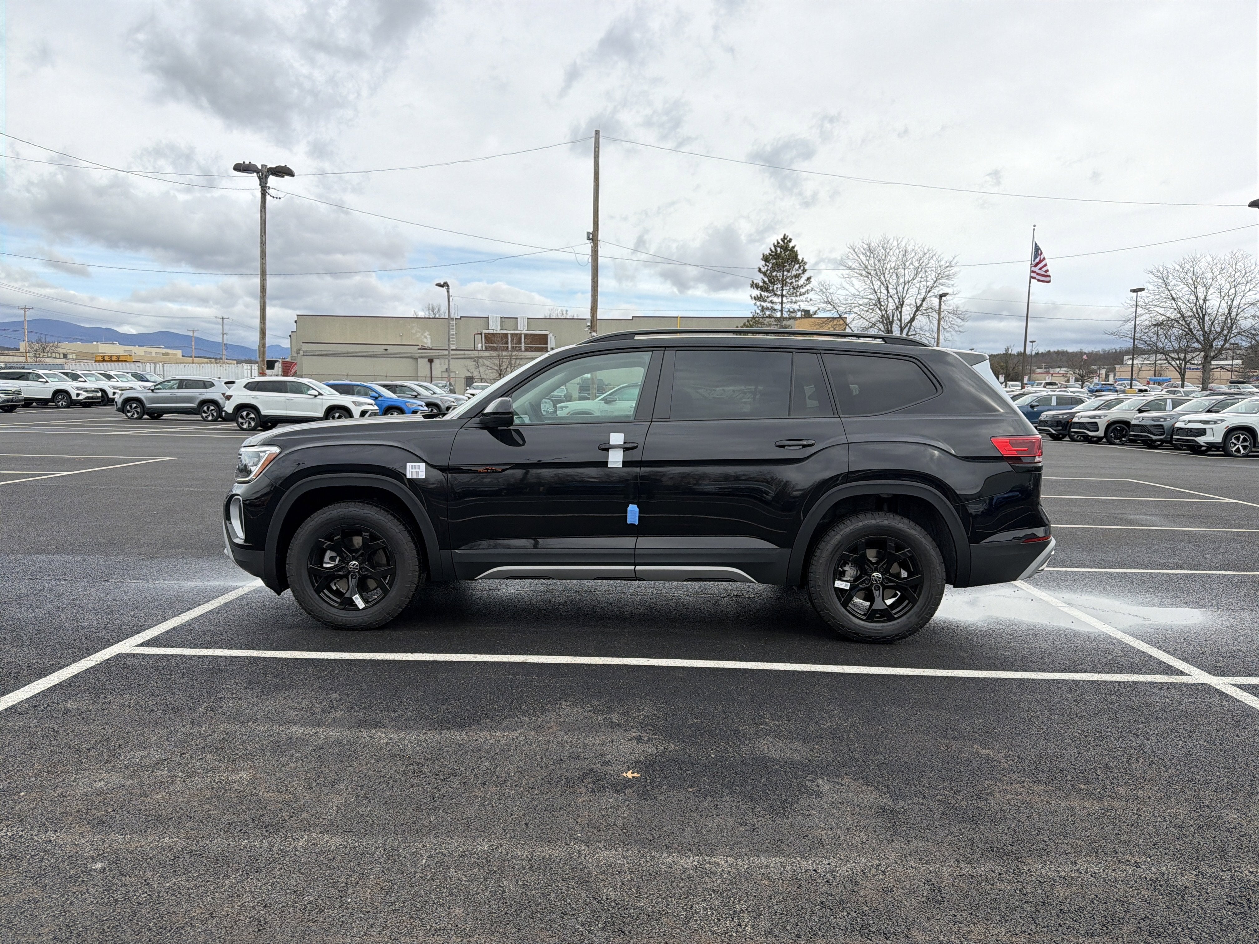 2026 Volkswagen Atlas 2.0T Peak Edition