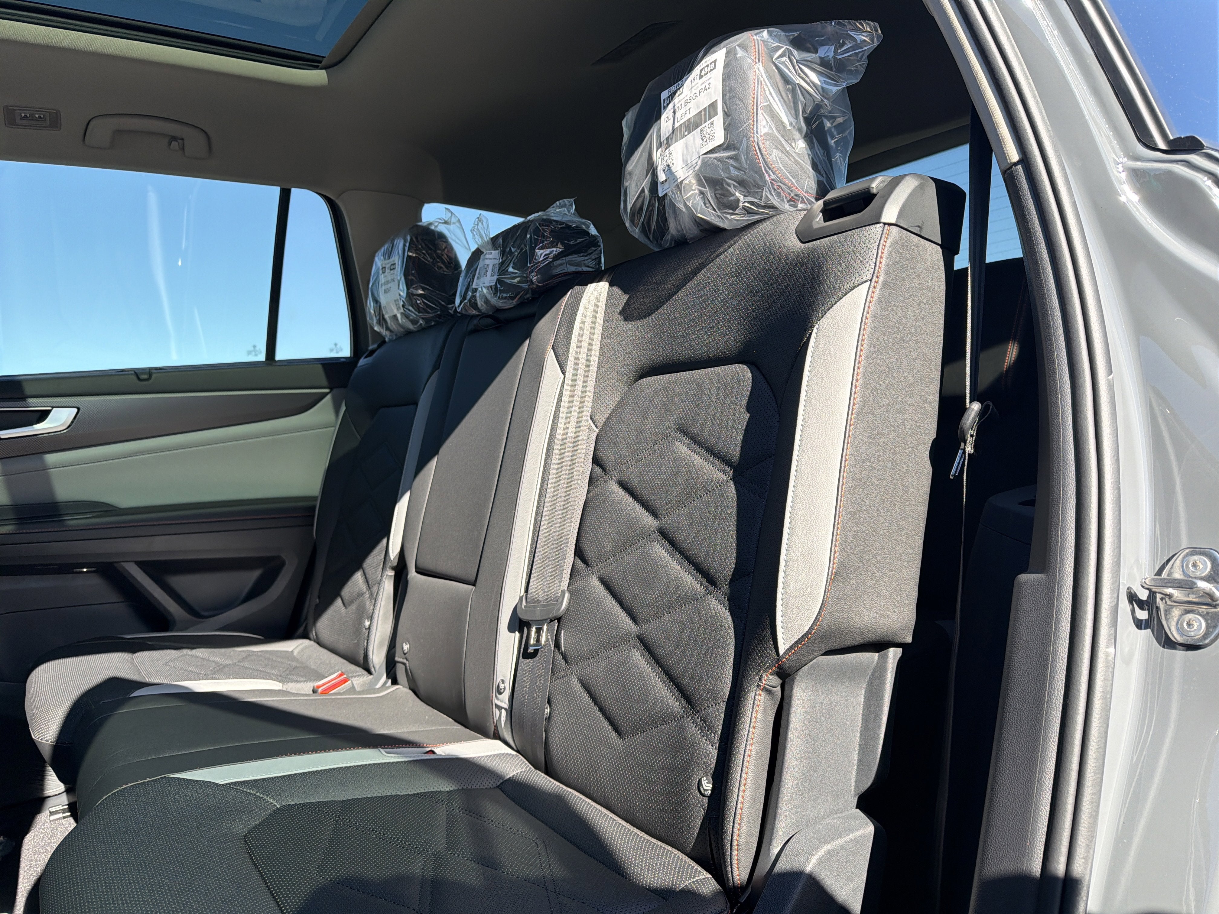 2026 Volkswagen Atlas 2.0T Peak Edition