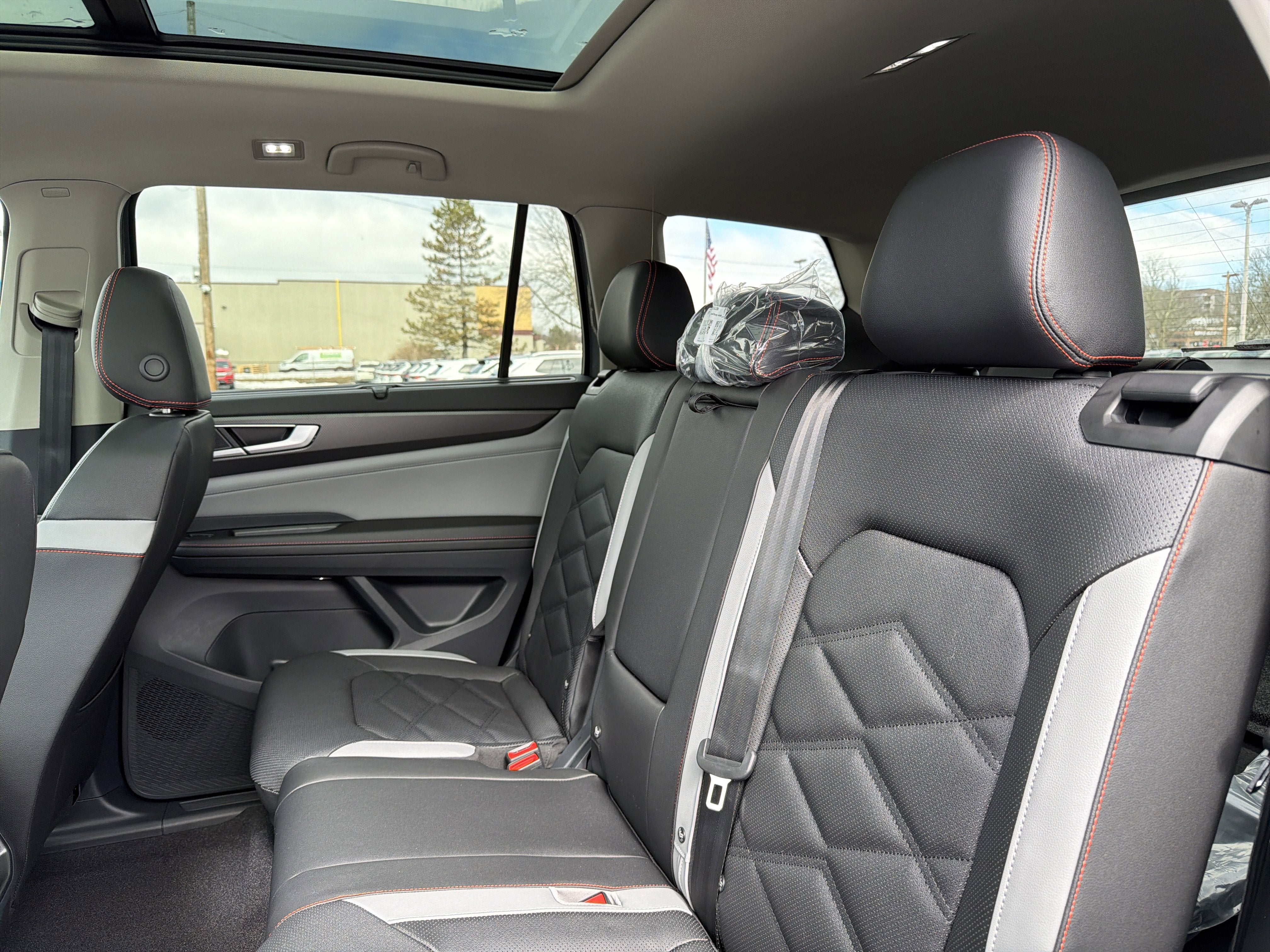 2026 Volkswagen Atlas 2.0T Peak Edition