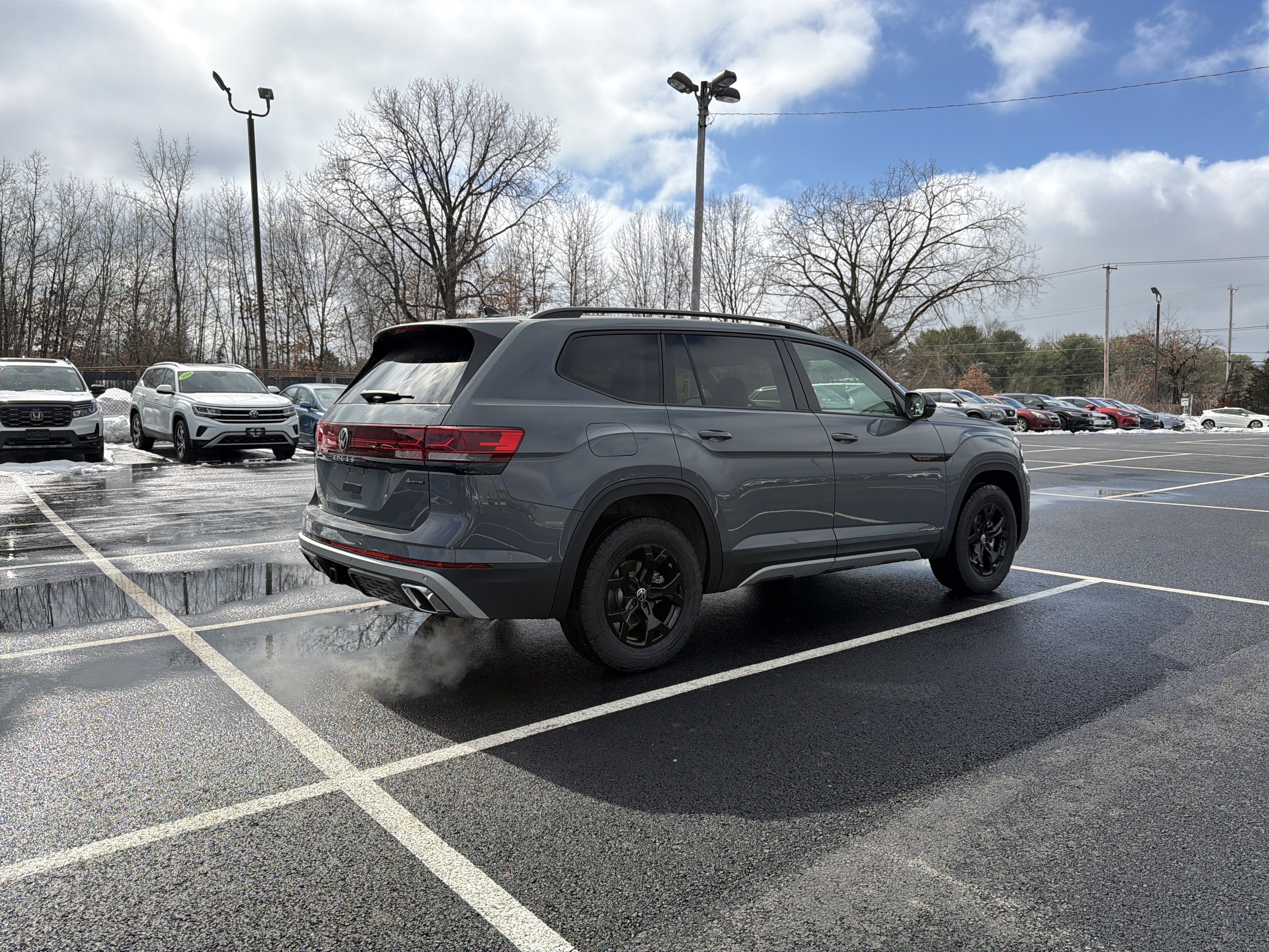 2026 Volkswagen Atlas 2.0T Peak Edition