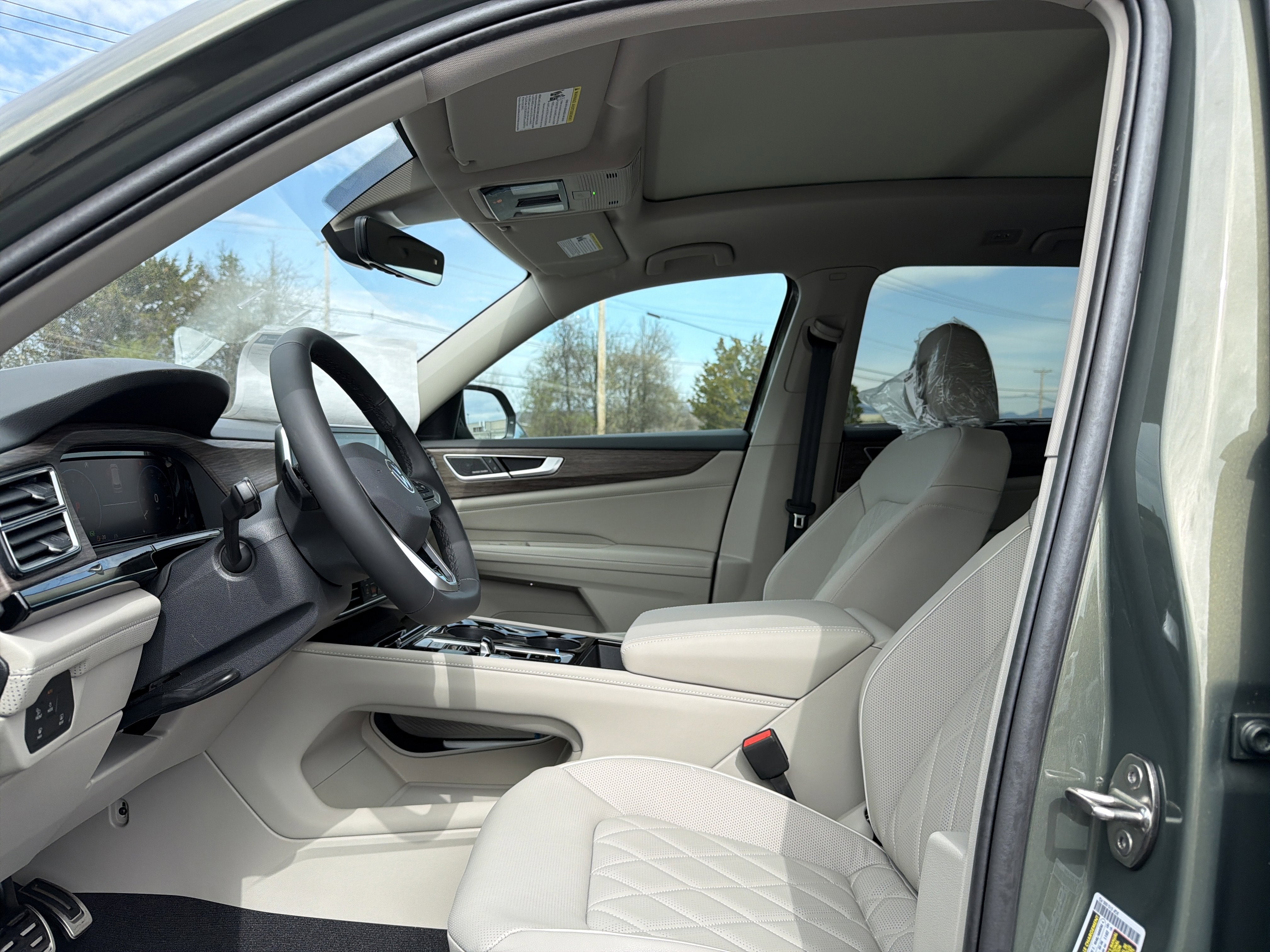 2026 Volkswagen Atlas 2.0T SEL Premium R-Line