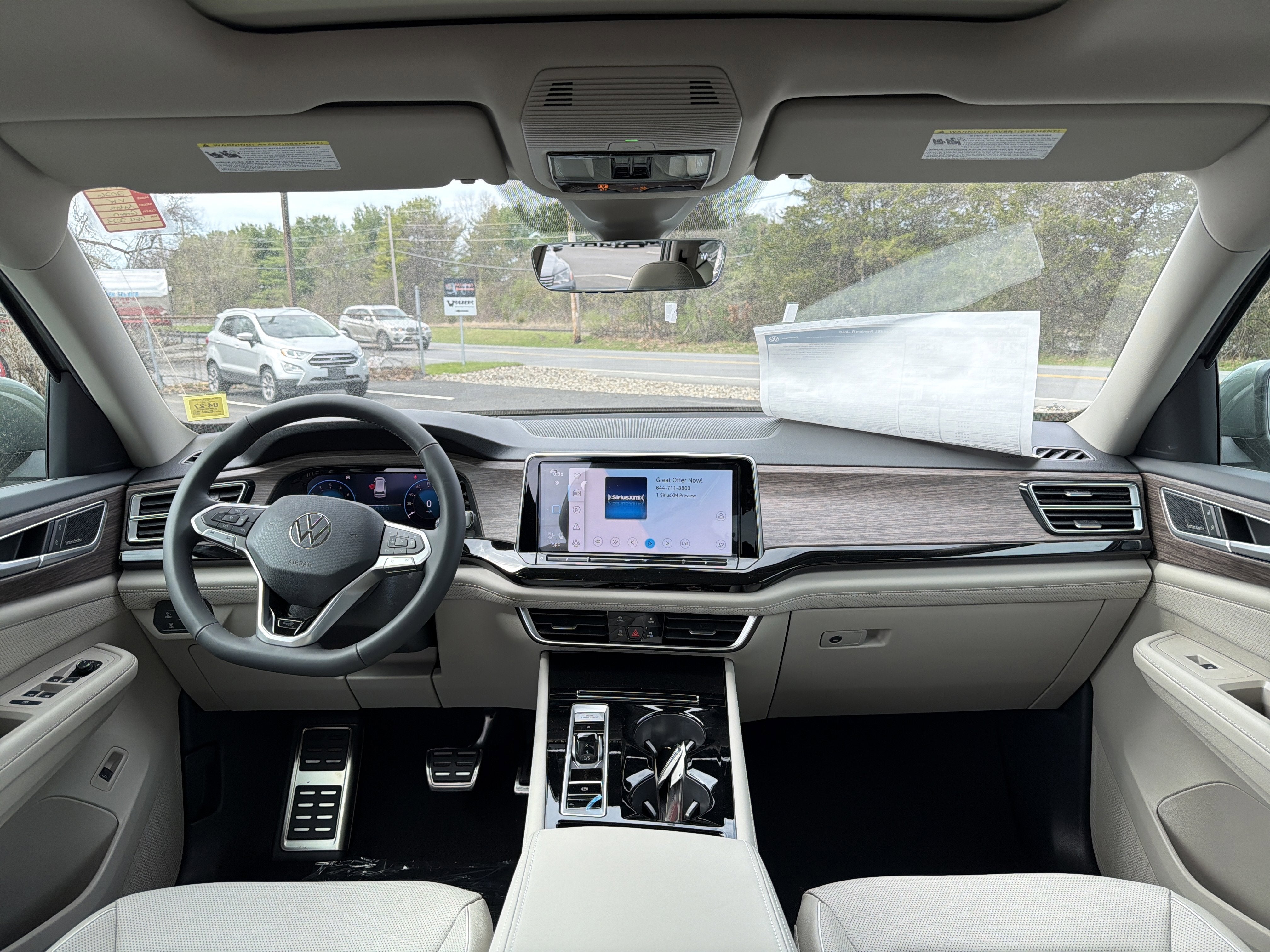 2026 Volkswagen Atlas 2.0T SEL Premium R-Line