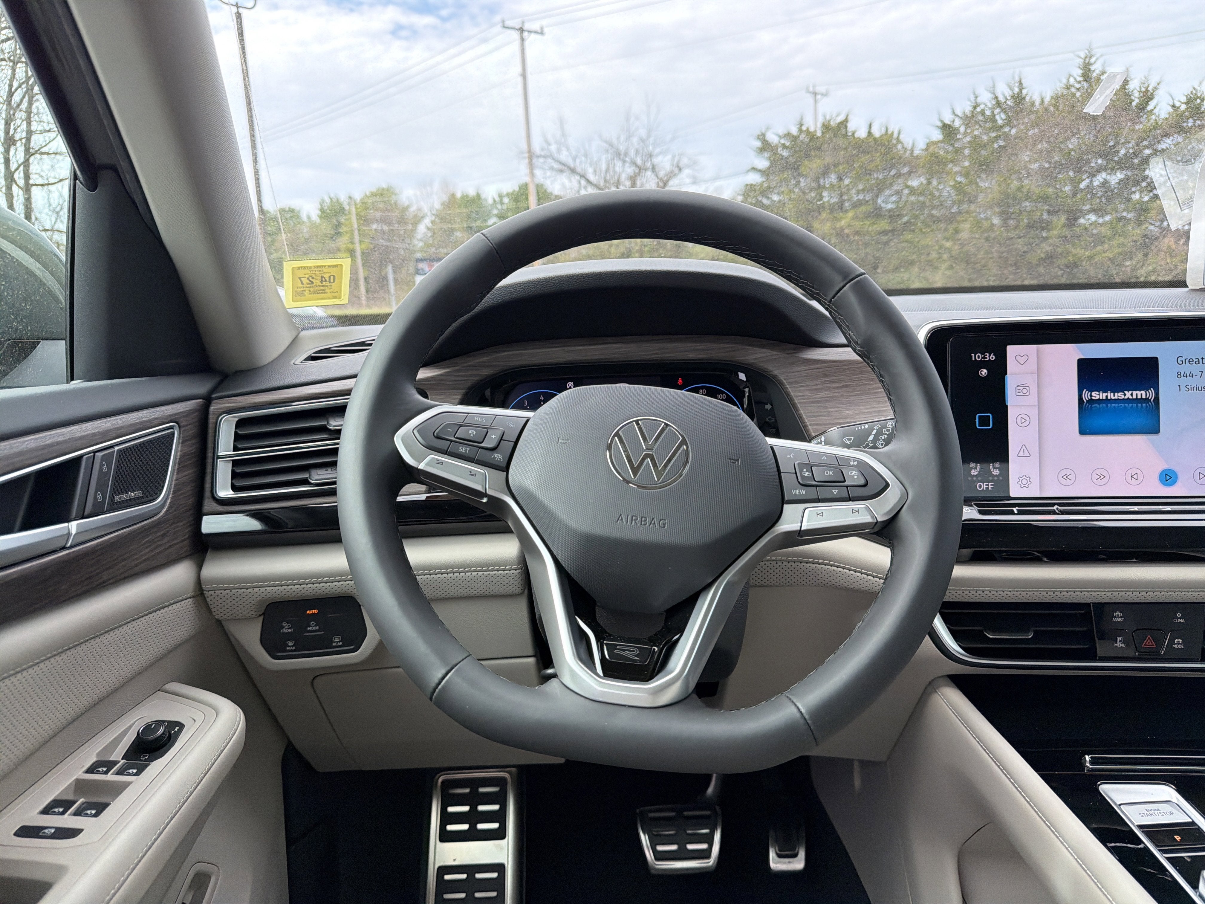 2026 Volkswagen Atlas 2.0T SEL Premium R-Line