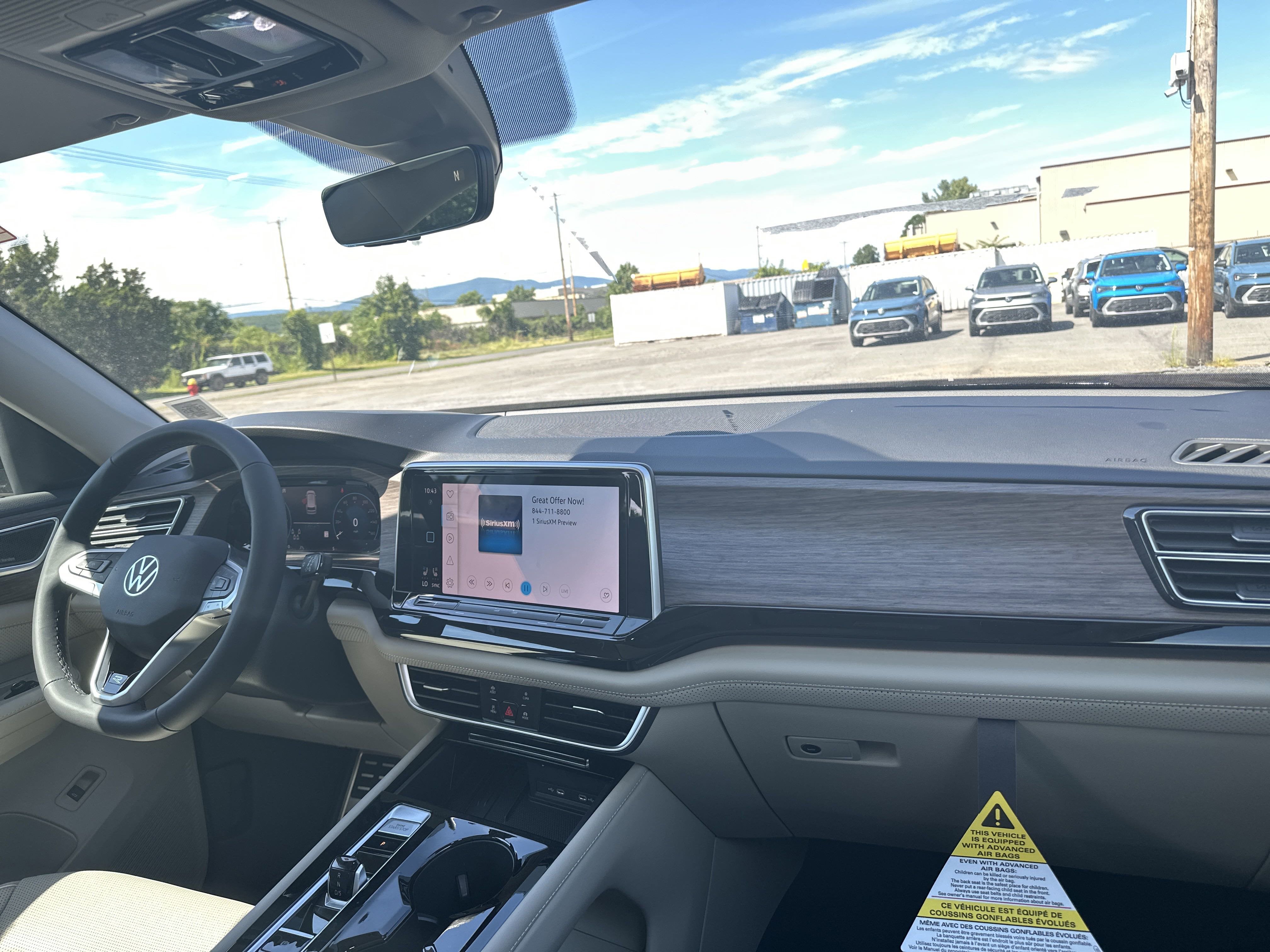 2026 Volkswagen Atlas 2.0T SEL Premium R-Line