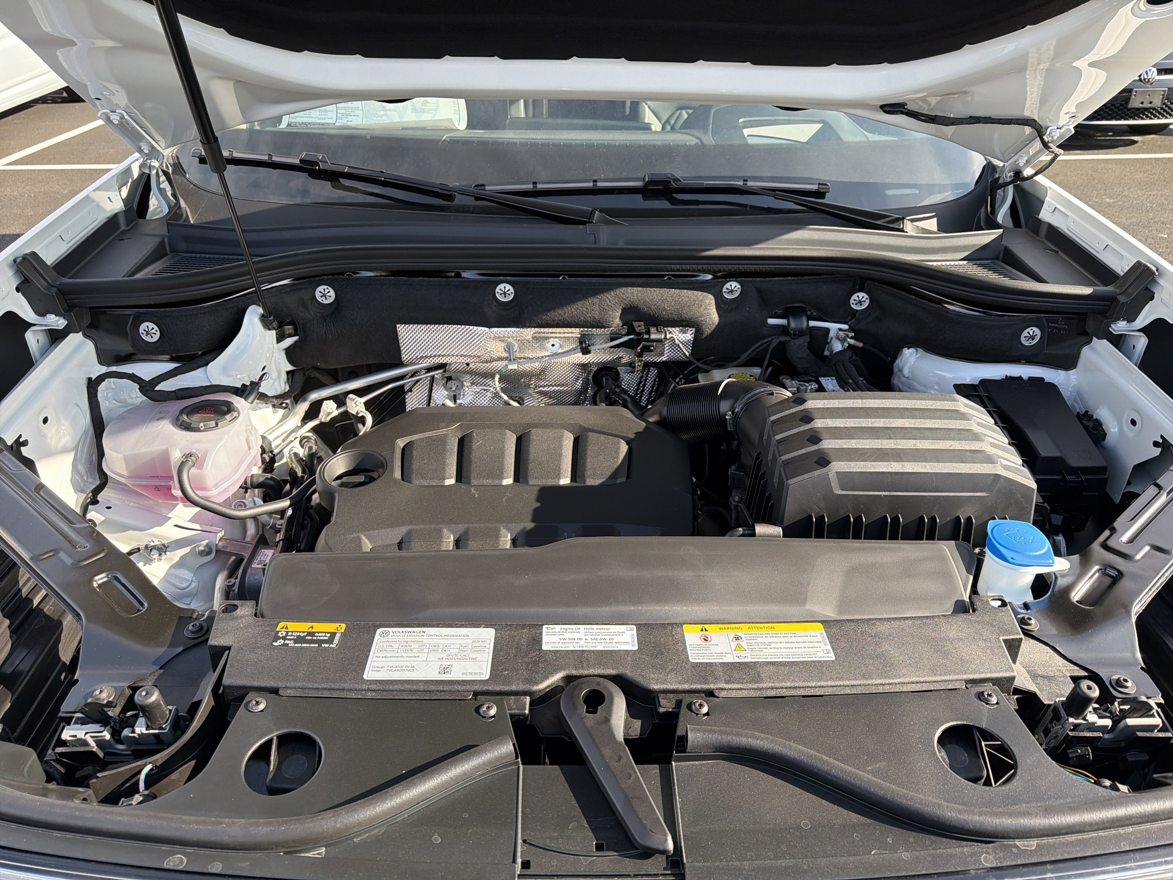 2026 Volkswagen Atlas 2.0T SEL Premium R-Line