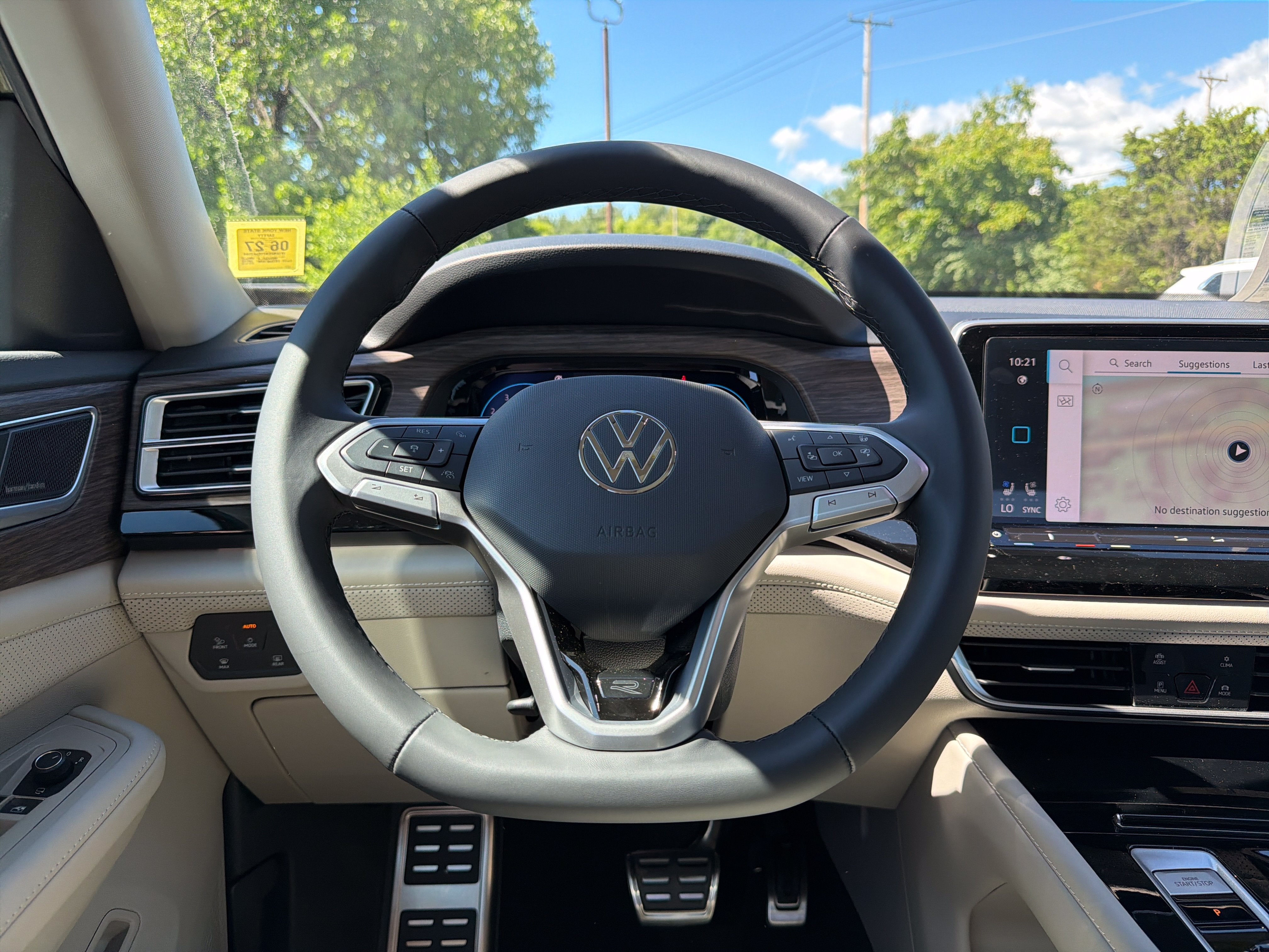 2026 Volkswagen Atlas 2.0T SEL Premium R-Line