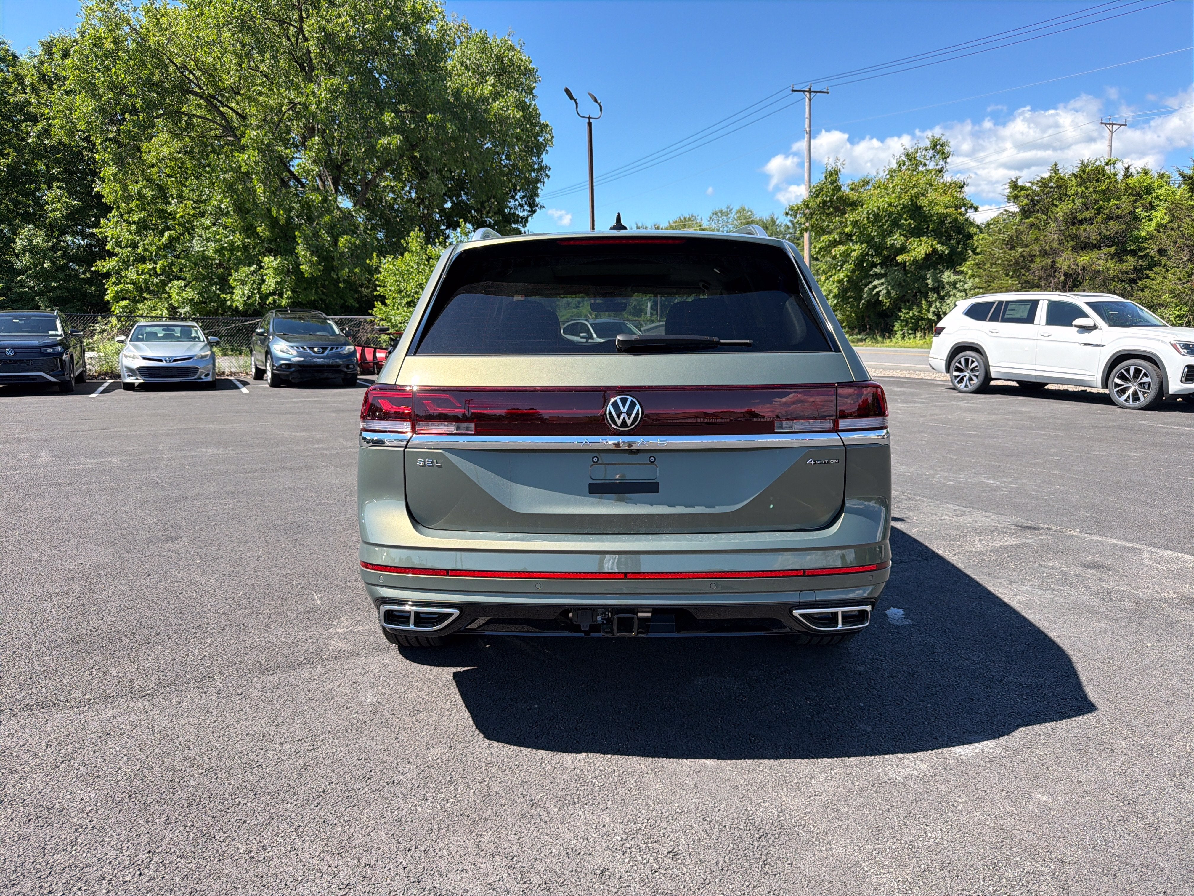 2026 Volkswagen Atlas 2.0T SEL Premium R-Line