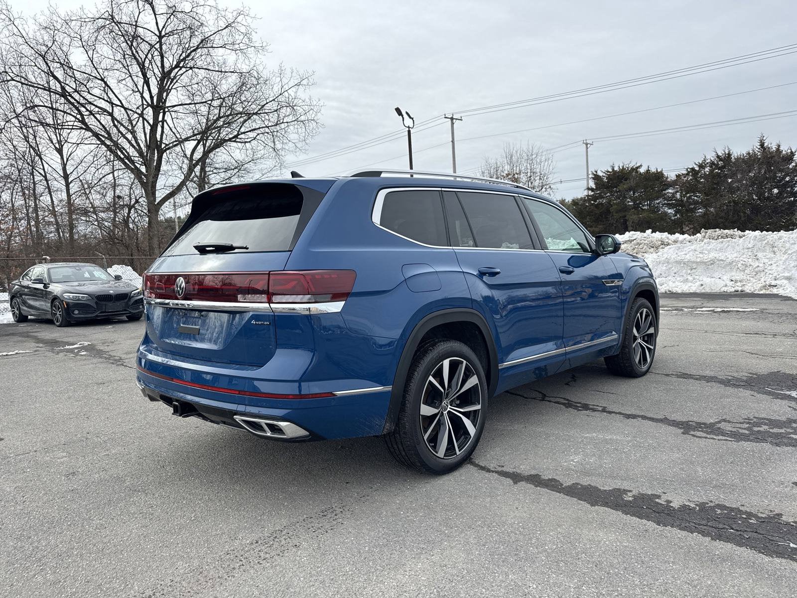 2025 Volkswagen Atlas 2.0T SEL Premium R-Line