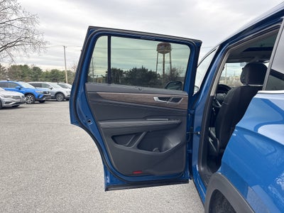 2025 Volkswagen Atlas 2.0T SEL Premium R-Line