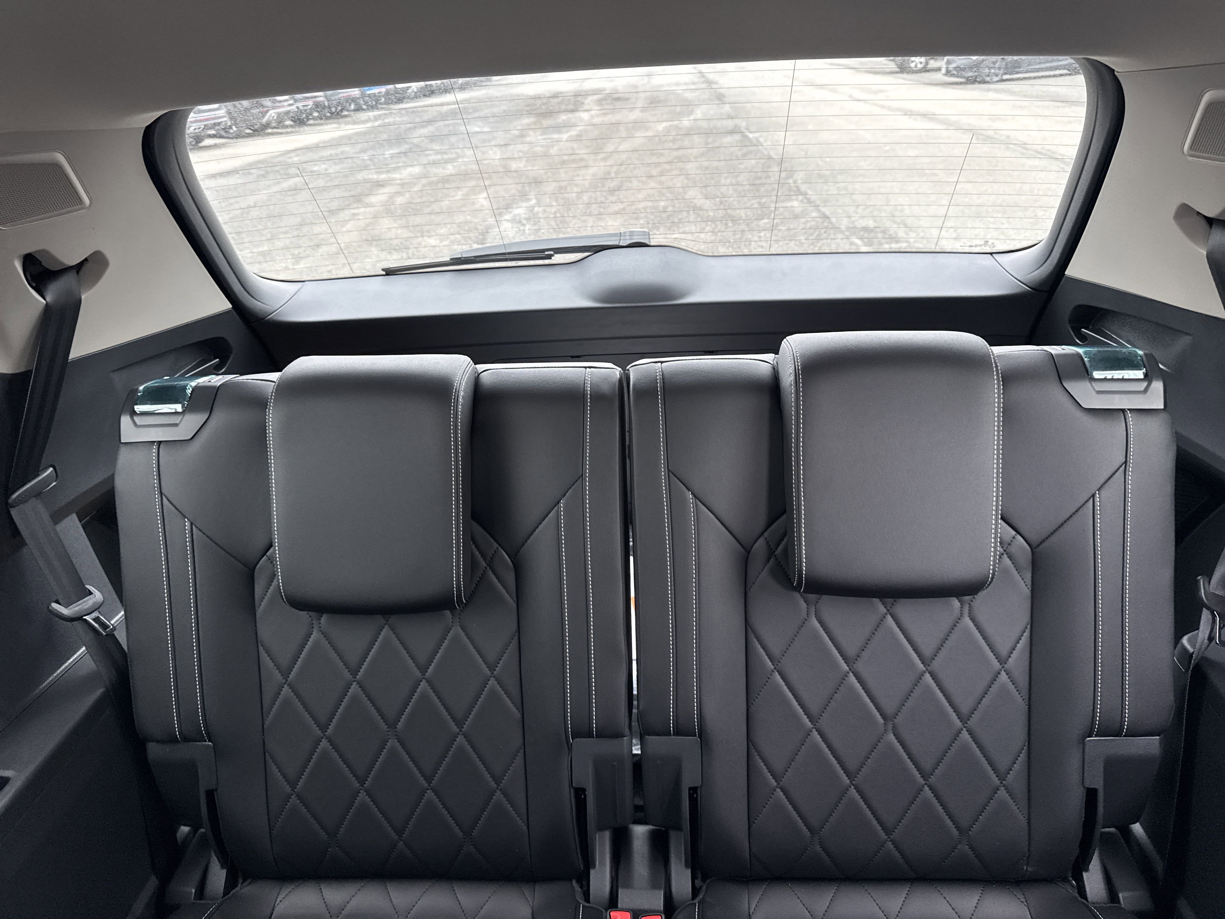 2025 Volkswagen Atlas 2.0T SEL Premium R-Line