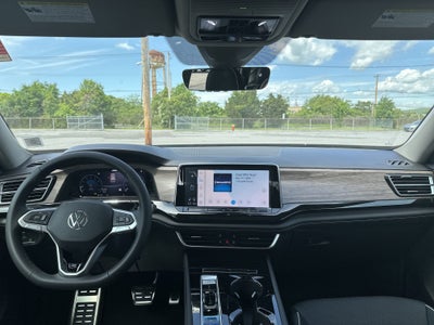 2025 Volkswagen Atlas 2.0T SEL Premium R-Line