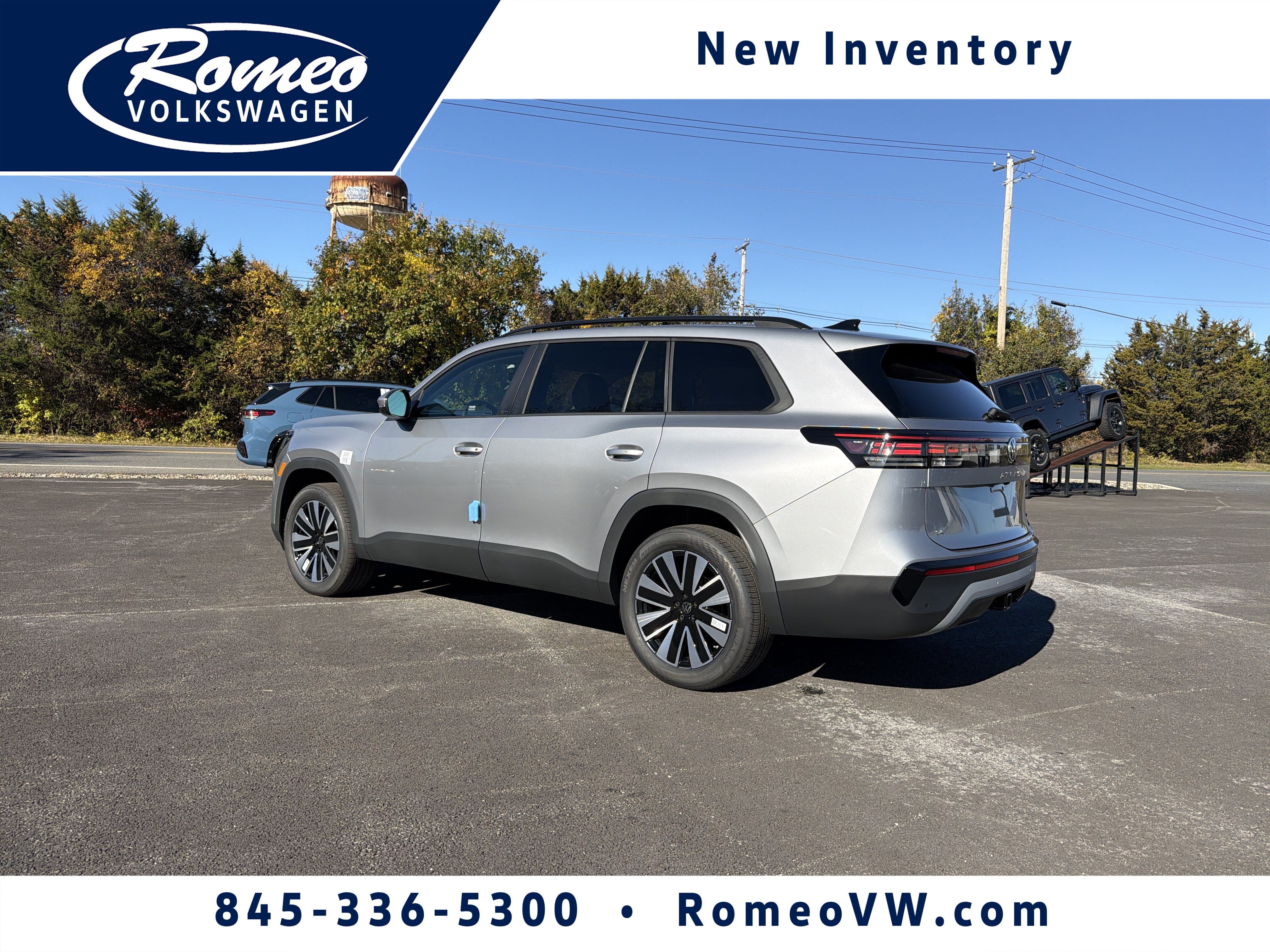 2027 Volkswagen Atlas SE w/Tech 4MOTION