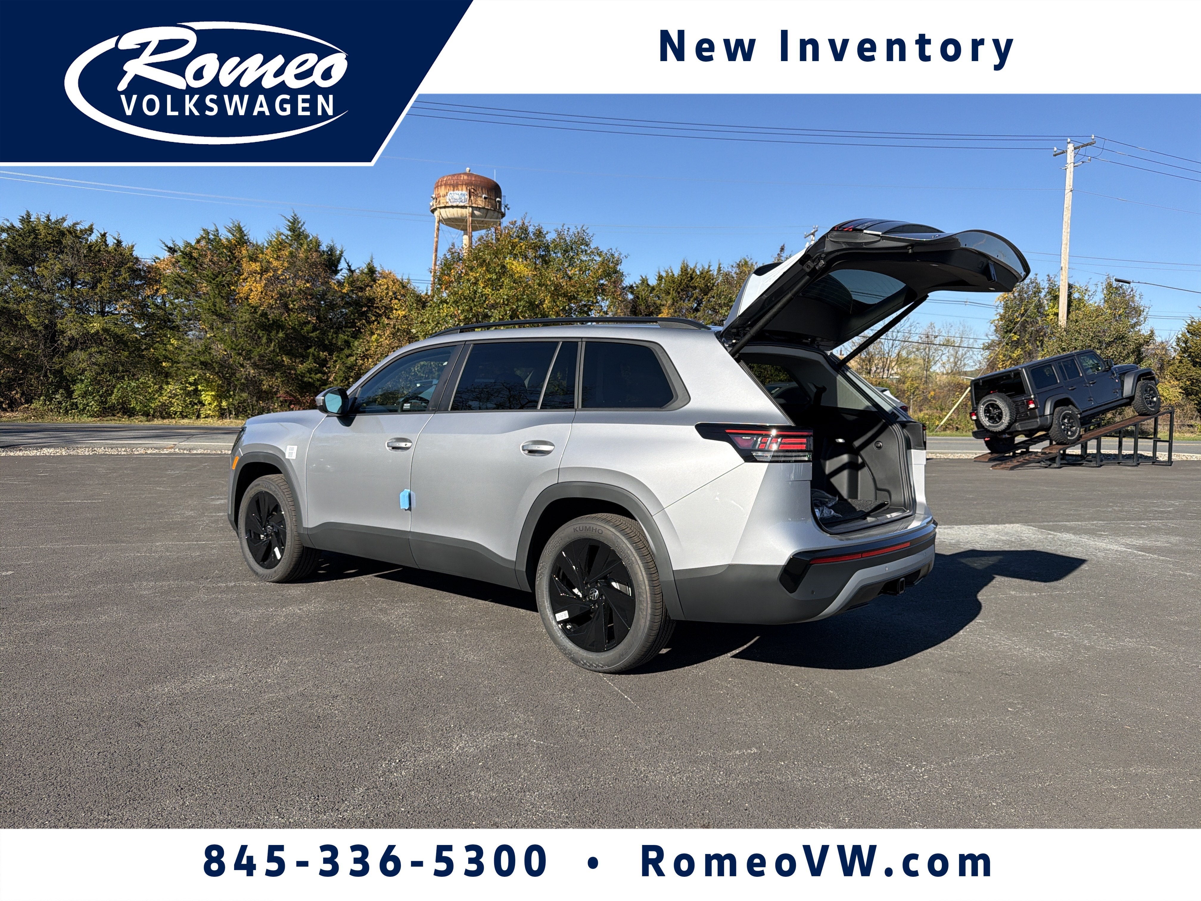 2027 Volkswagen Atlas SE w/Tech 4MOTION
