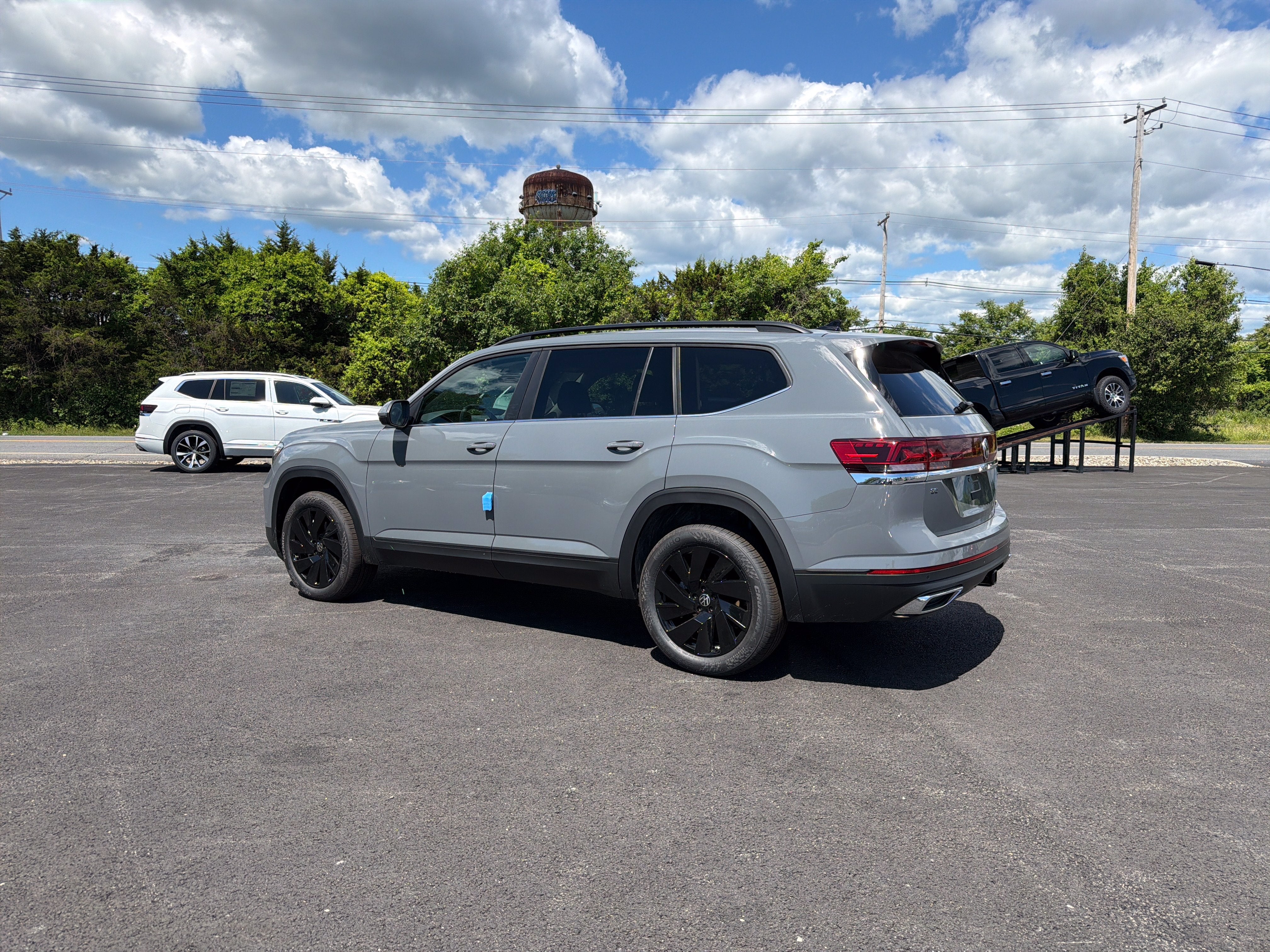2026 Volkswagen Atlas 2.0T SE W/TECHNOLOGY
