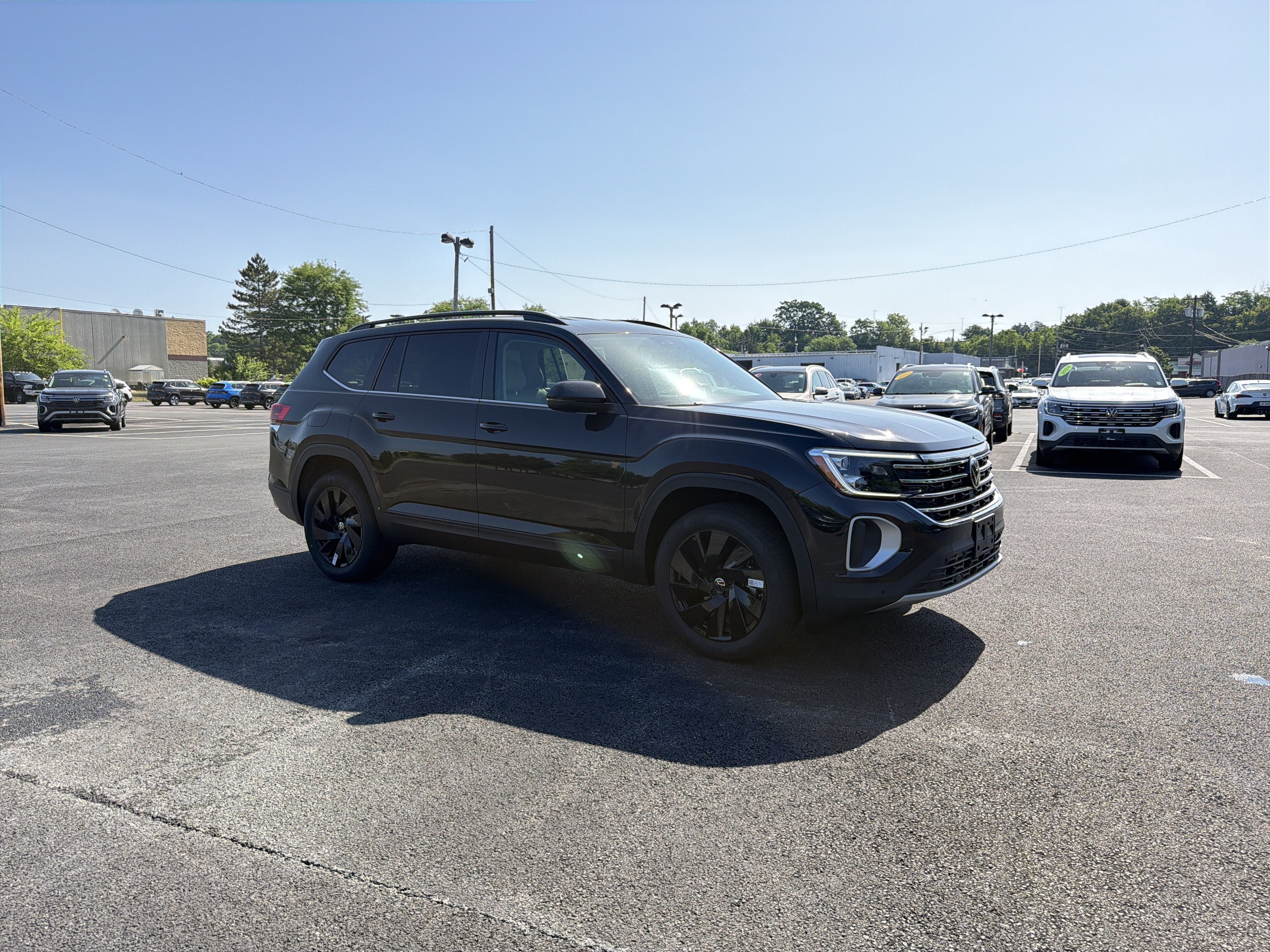 2026 Volkswagen Atlas 2.0T SE W/TECHNOLOGY