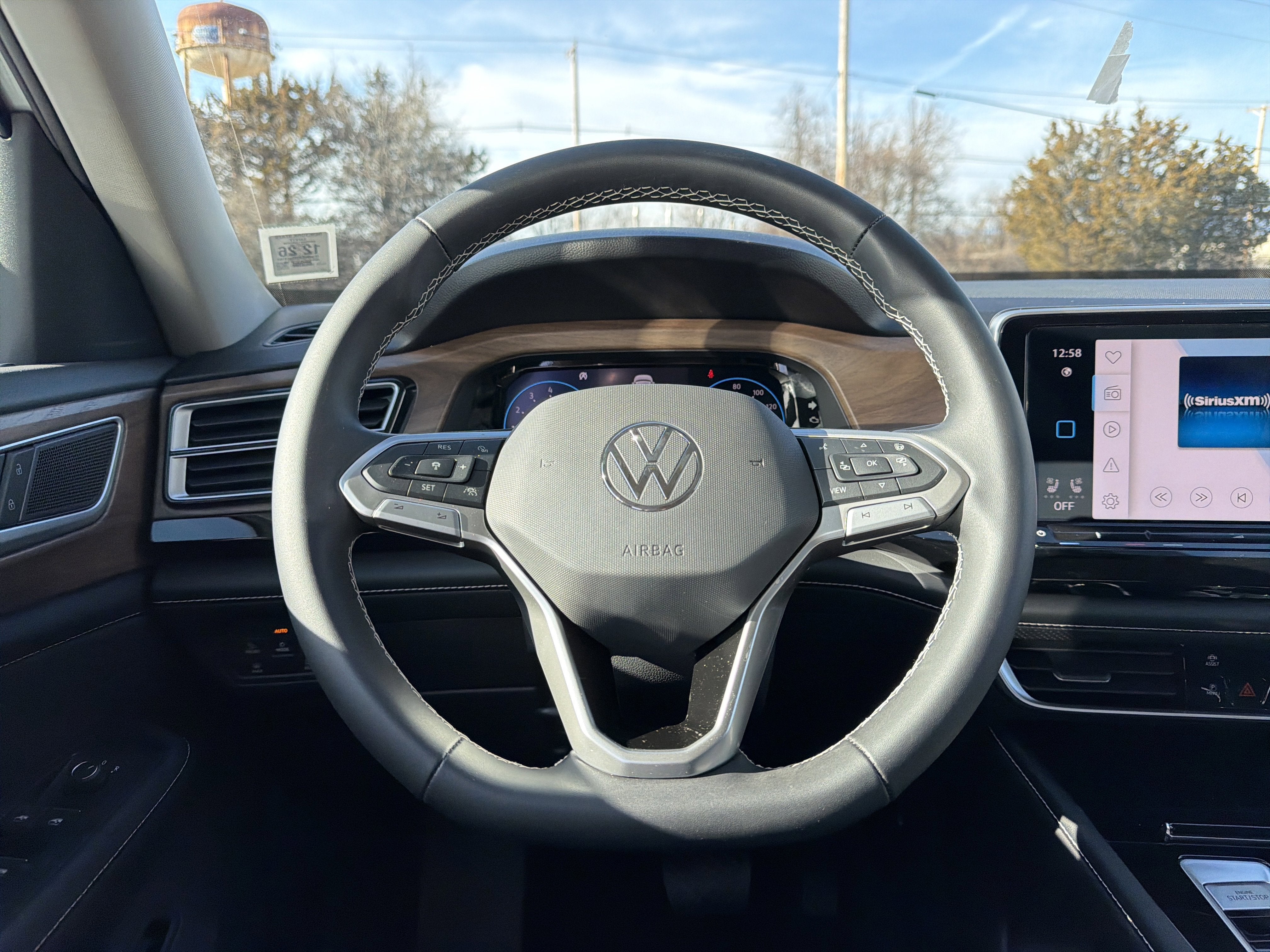 2026 Volkswagen Atlas 2.0T SE W/TECHNOLOGY