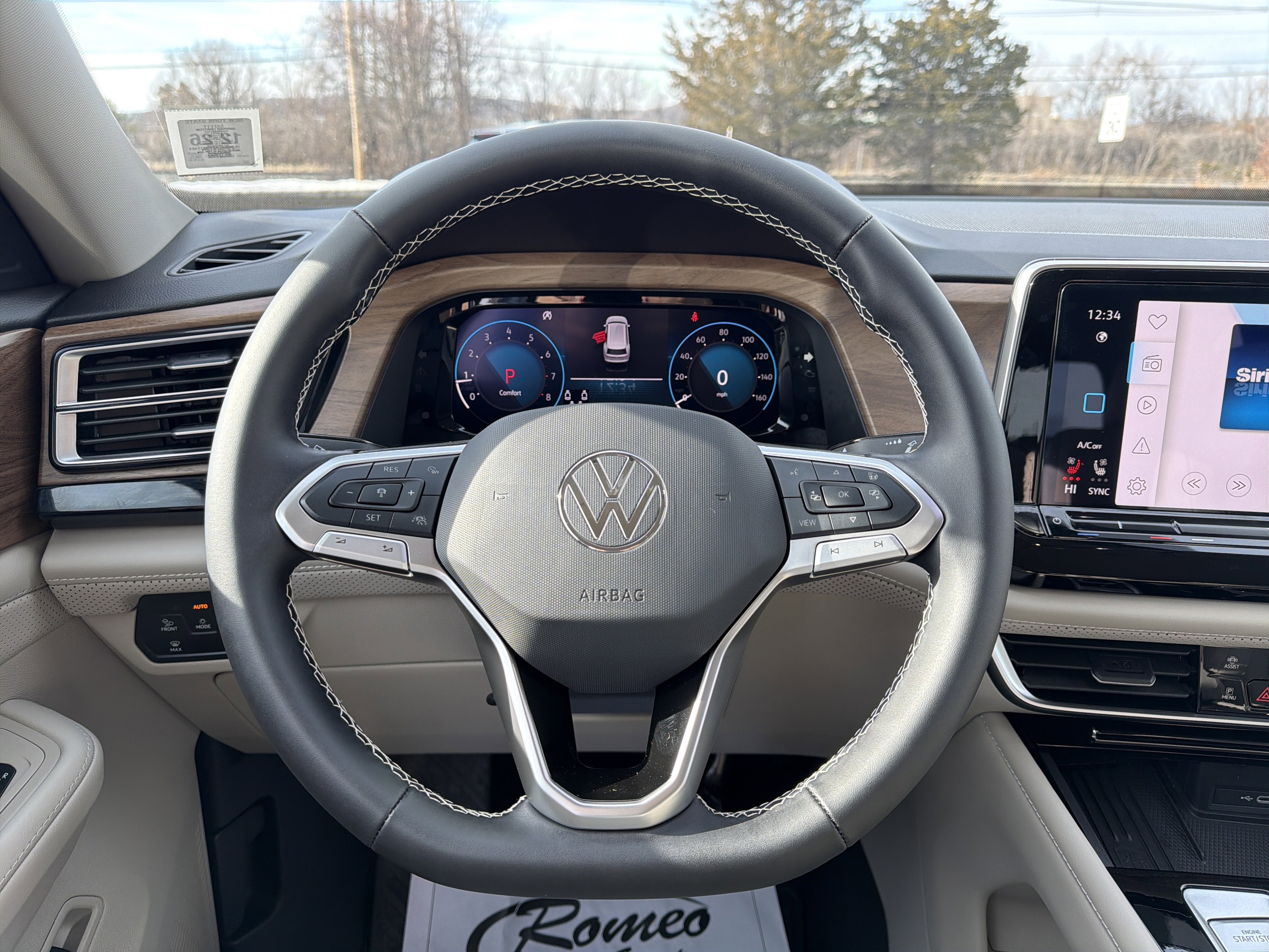 2026 Volkswagen Atlas 2.0T SE W/TECHNOLOGY