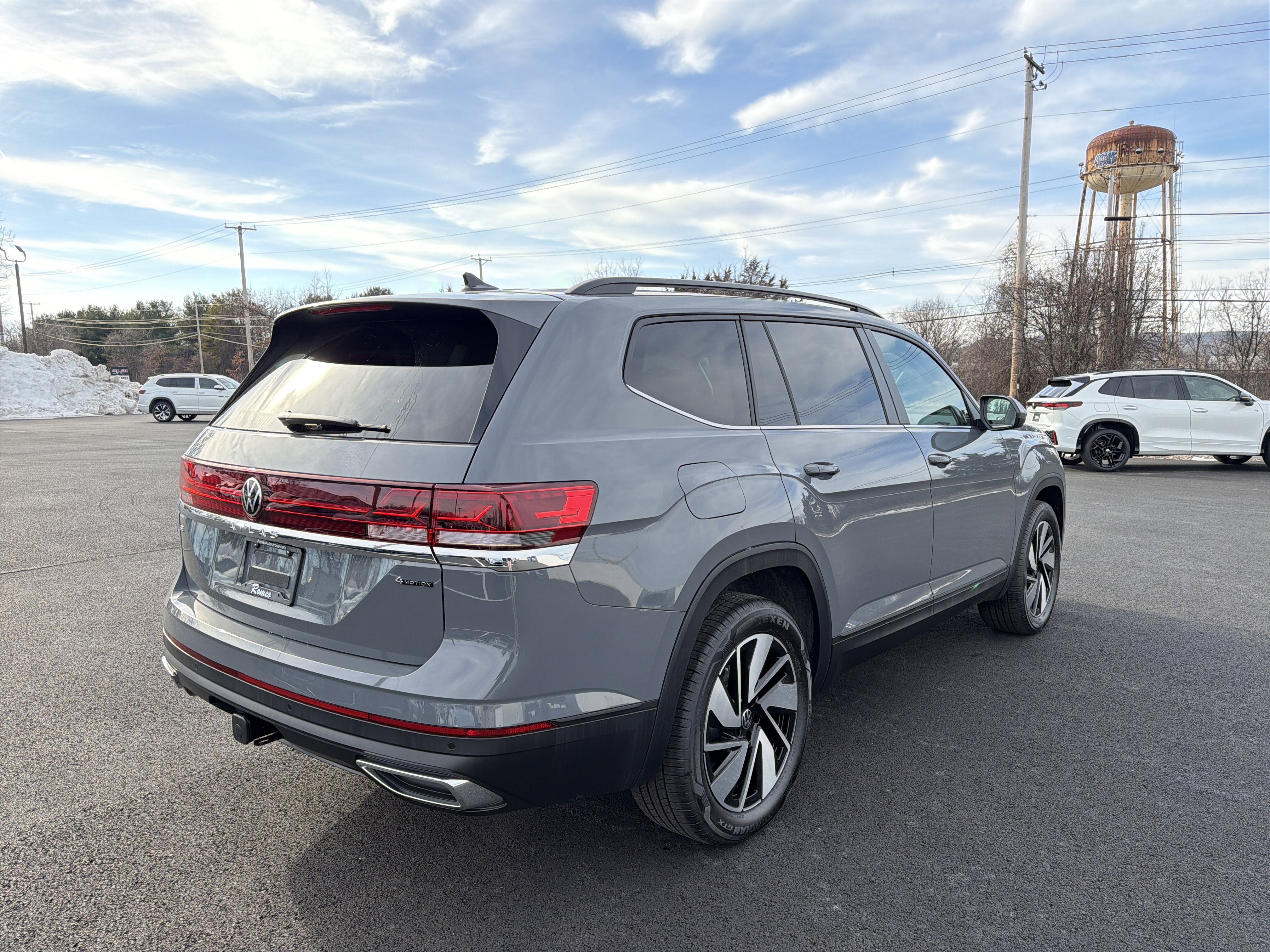 2026 Volkswagen Atlas 2.0T SE W/TECHNOLOGY