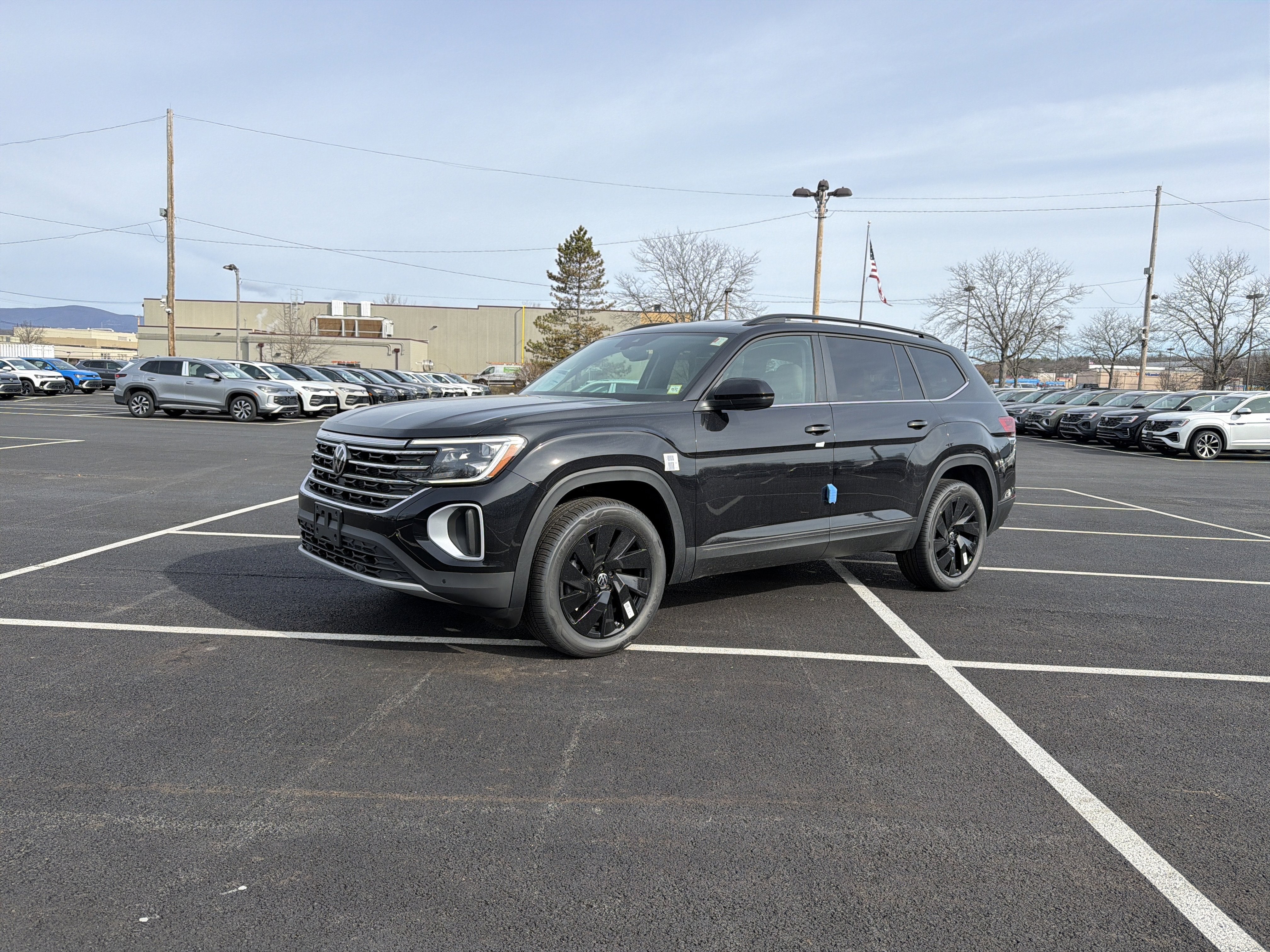 2026 Volkswagen Atlas SE W/ Tech AWD