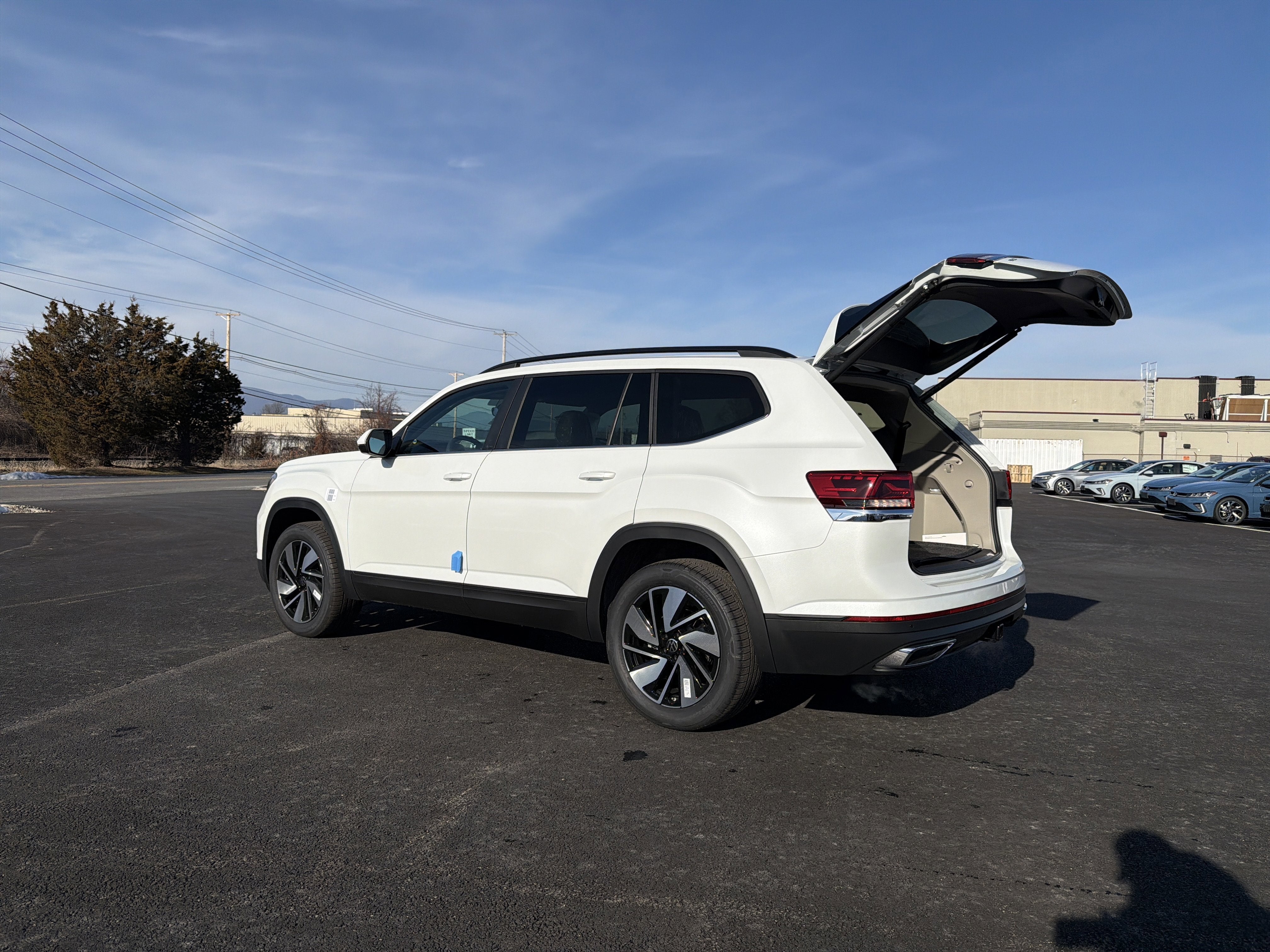 2026 Volkswagen Atlas 2.0T SE W/TECHNOLOGY