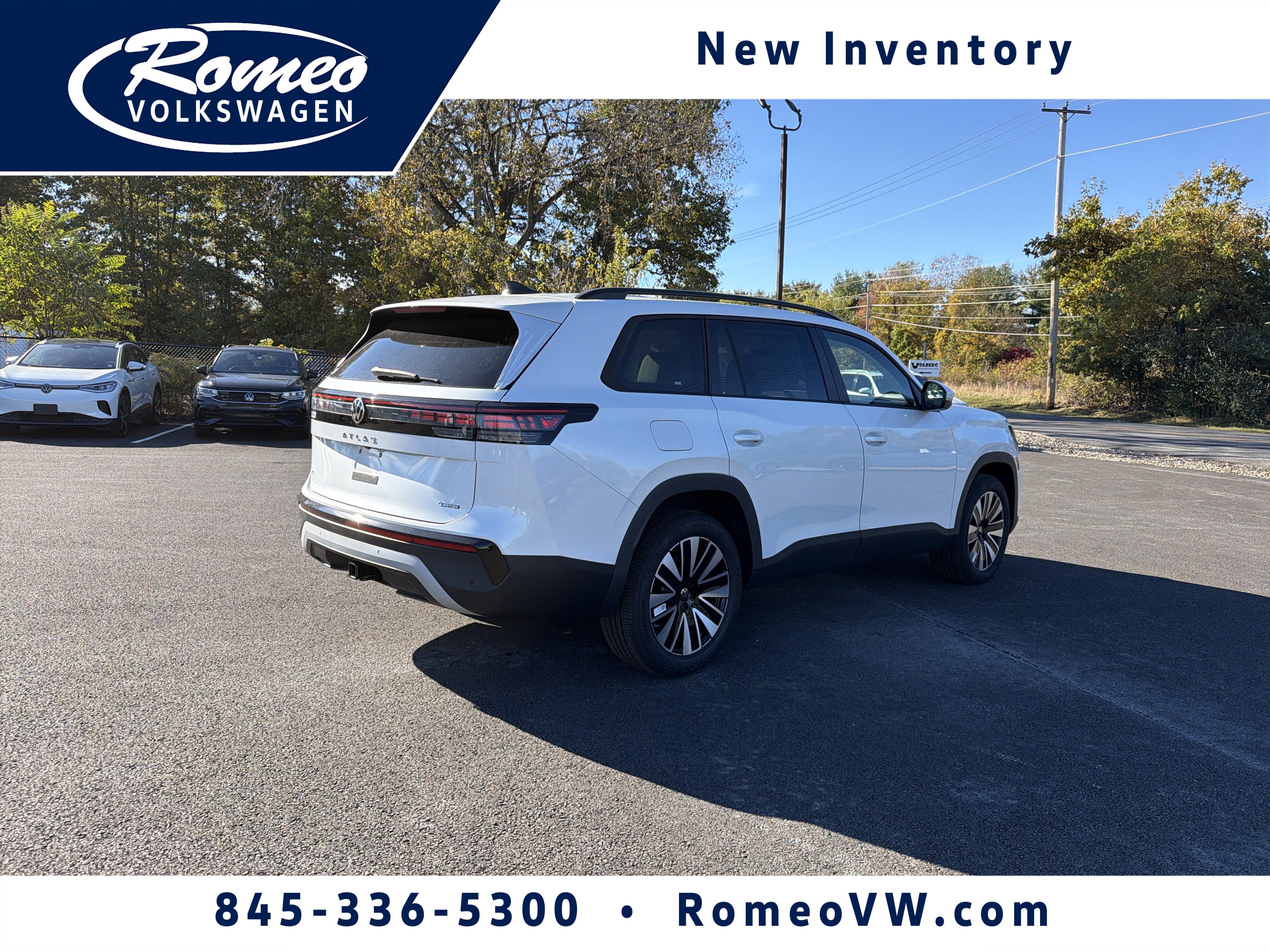 2027 Volkswagen Atlas SE w/Tech 4MOTION