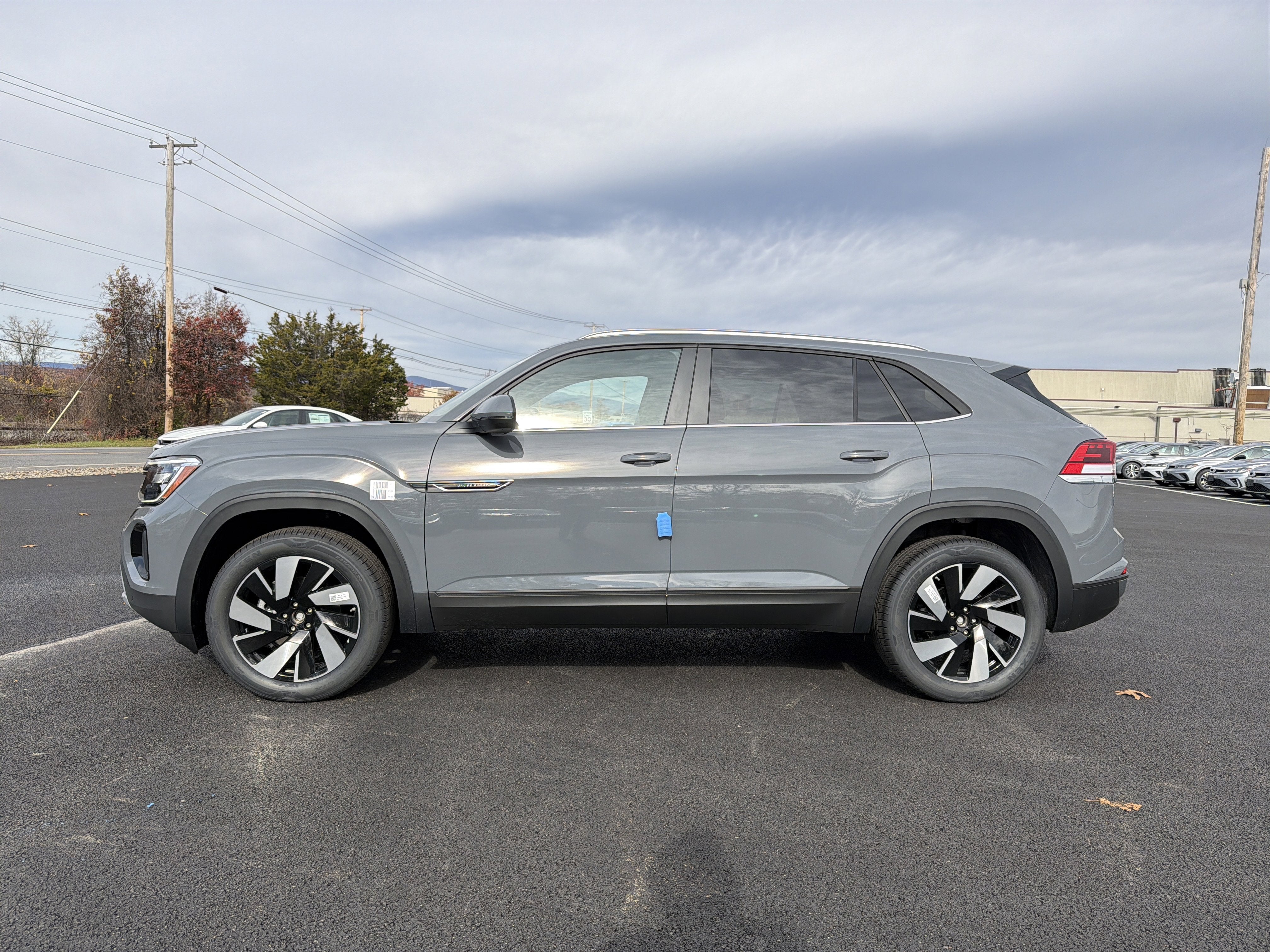 2026 Volkswagen Atlas Cross Sport 2.0T SE W/TECHNOLOGY