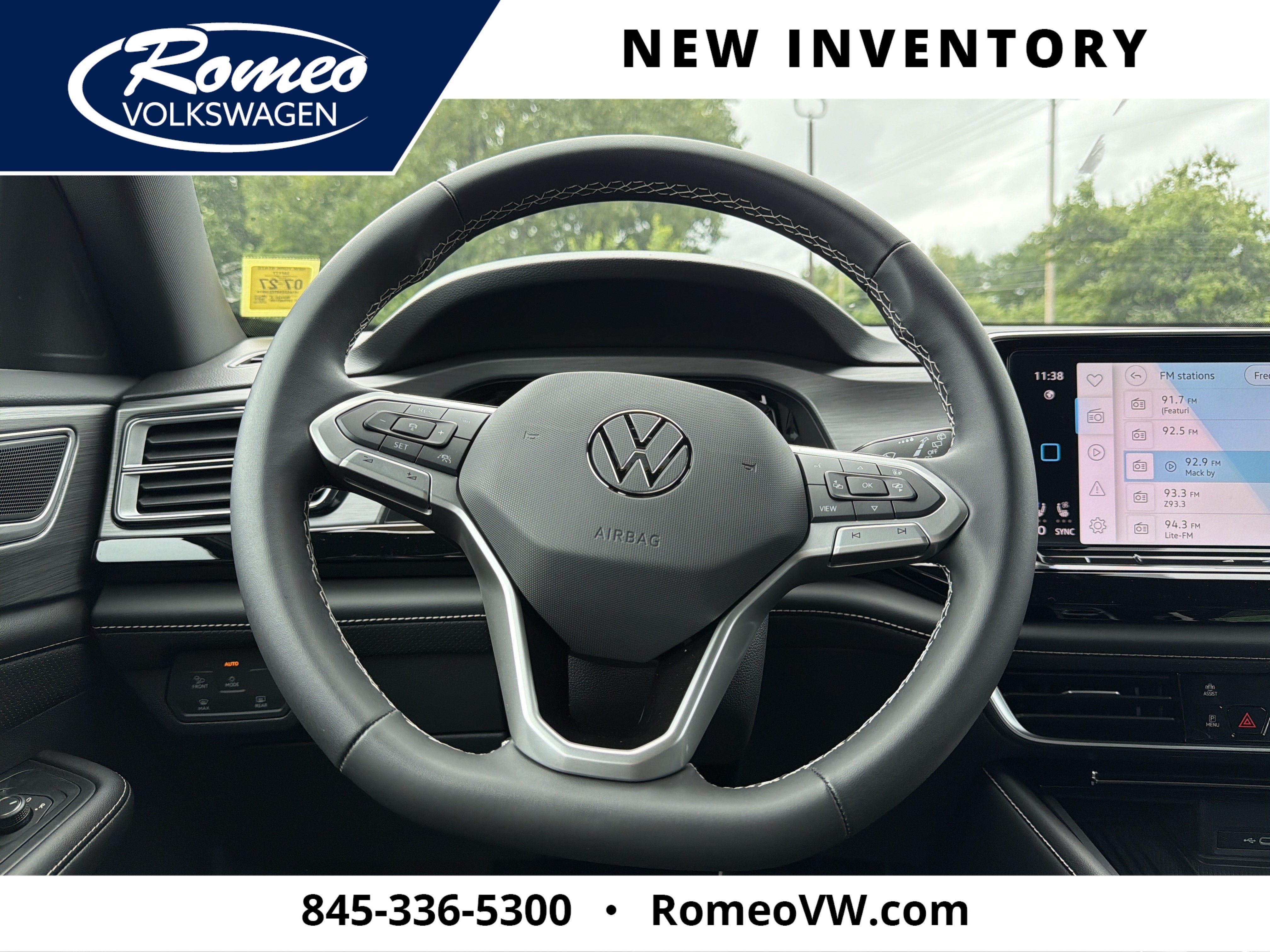 2026 Volkswagen Atlas Cross Sport 2.0T SE w/Tech 4MOTION