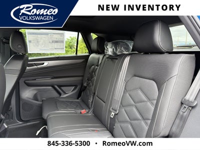 2026 Volkswagen Atlas Cross Sport 2.0T SE w/Tech 4MOTION