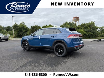 2026 Volkswagen Atlas Cross Sport 2.0T SE w/Tech 4MOTION