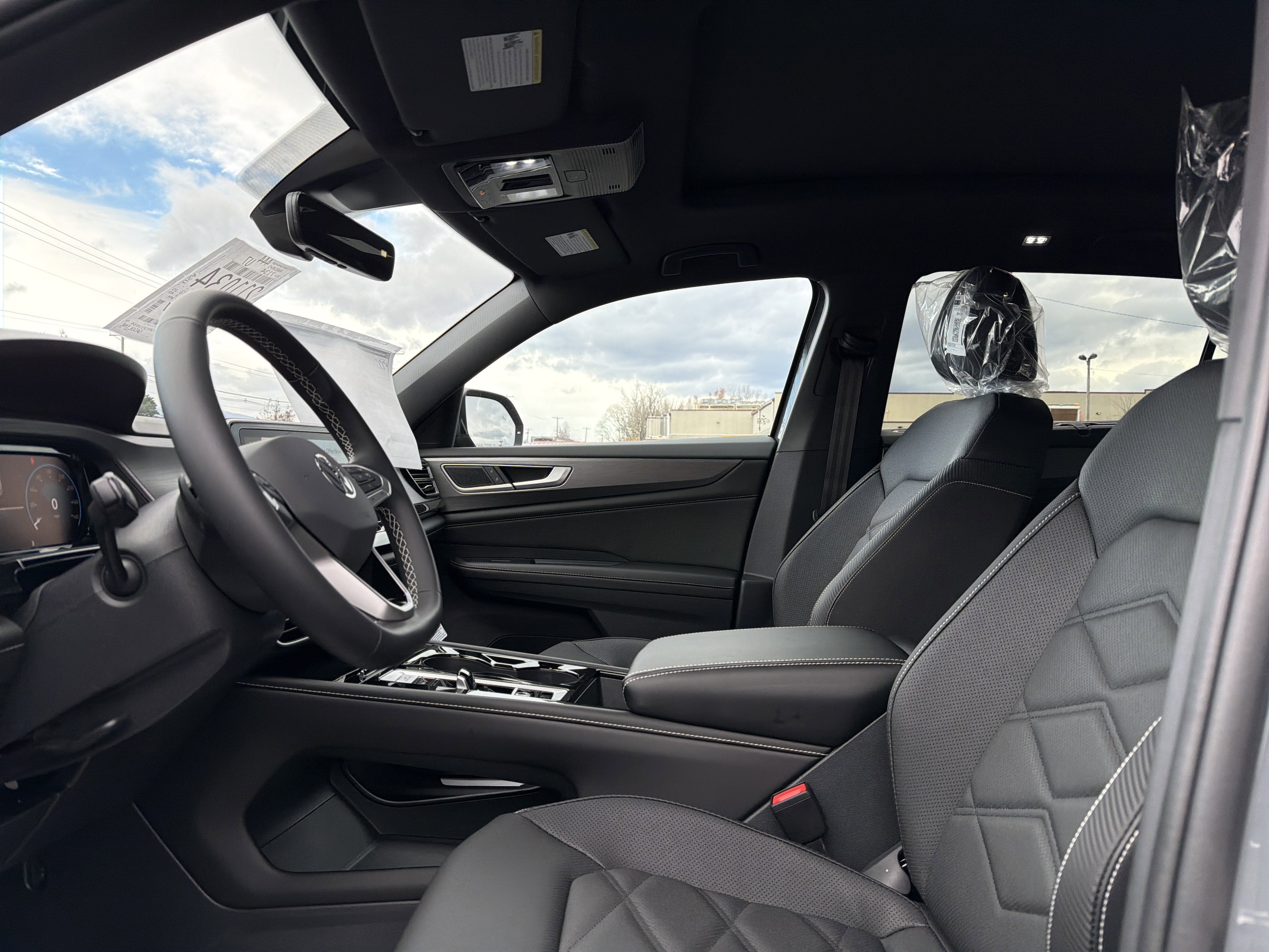 2026 Volkswagen Atlas Cross Sport 2.0T SE W/TECHNOLOGY